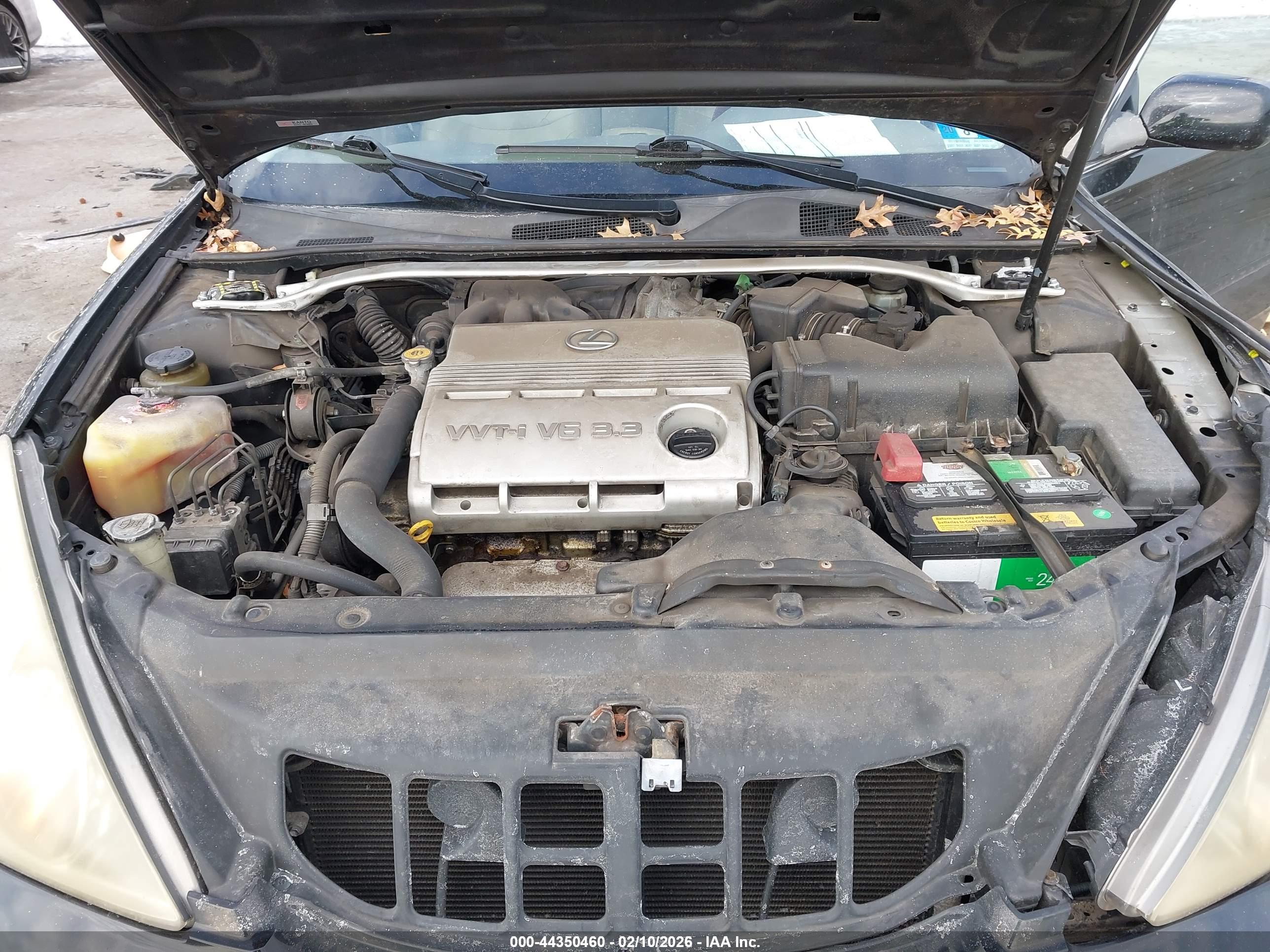 LEXUS ES image 10