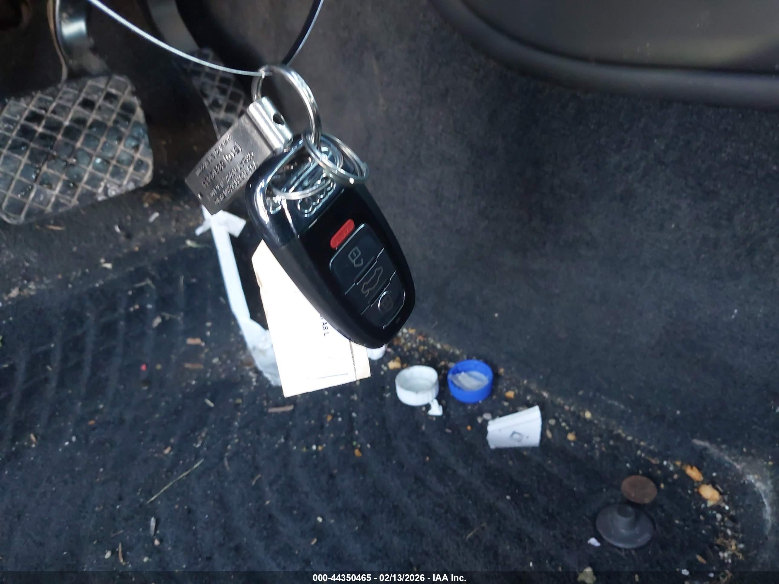 AUDI A8 image 11