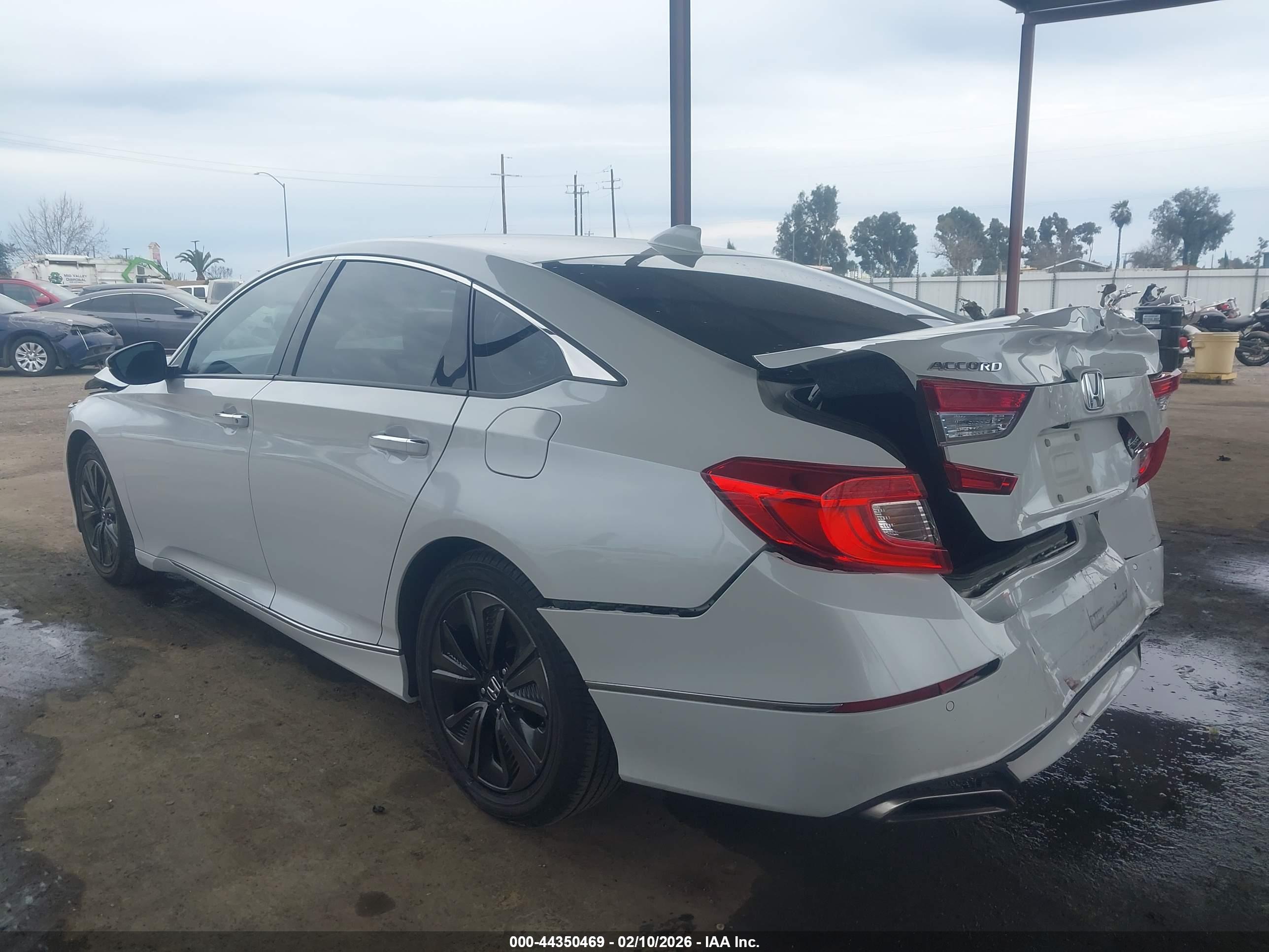 HONDA ACCORD image 3