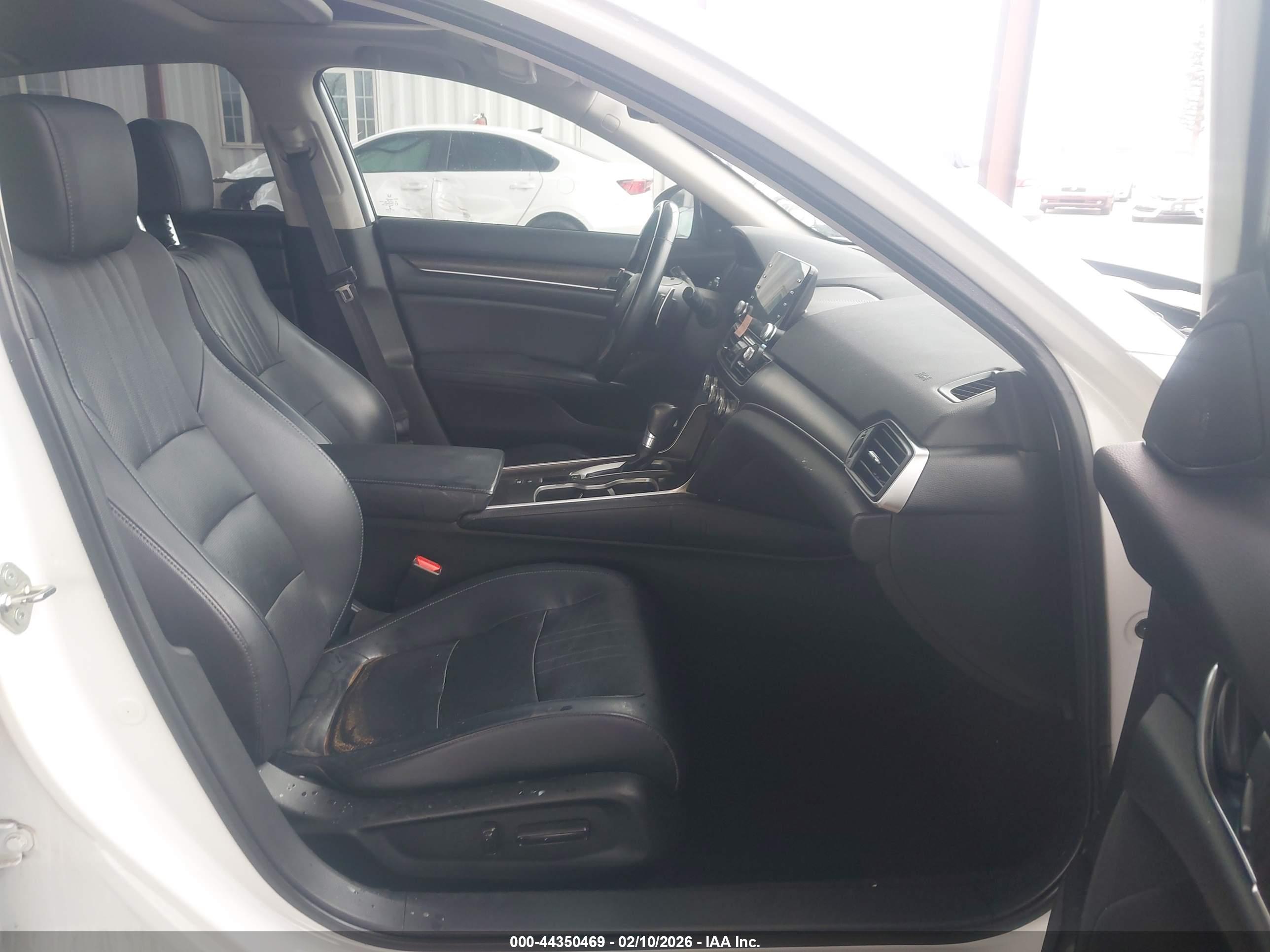 HONDA ACCORD image 5