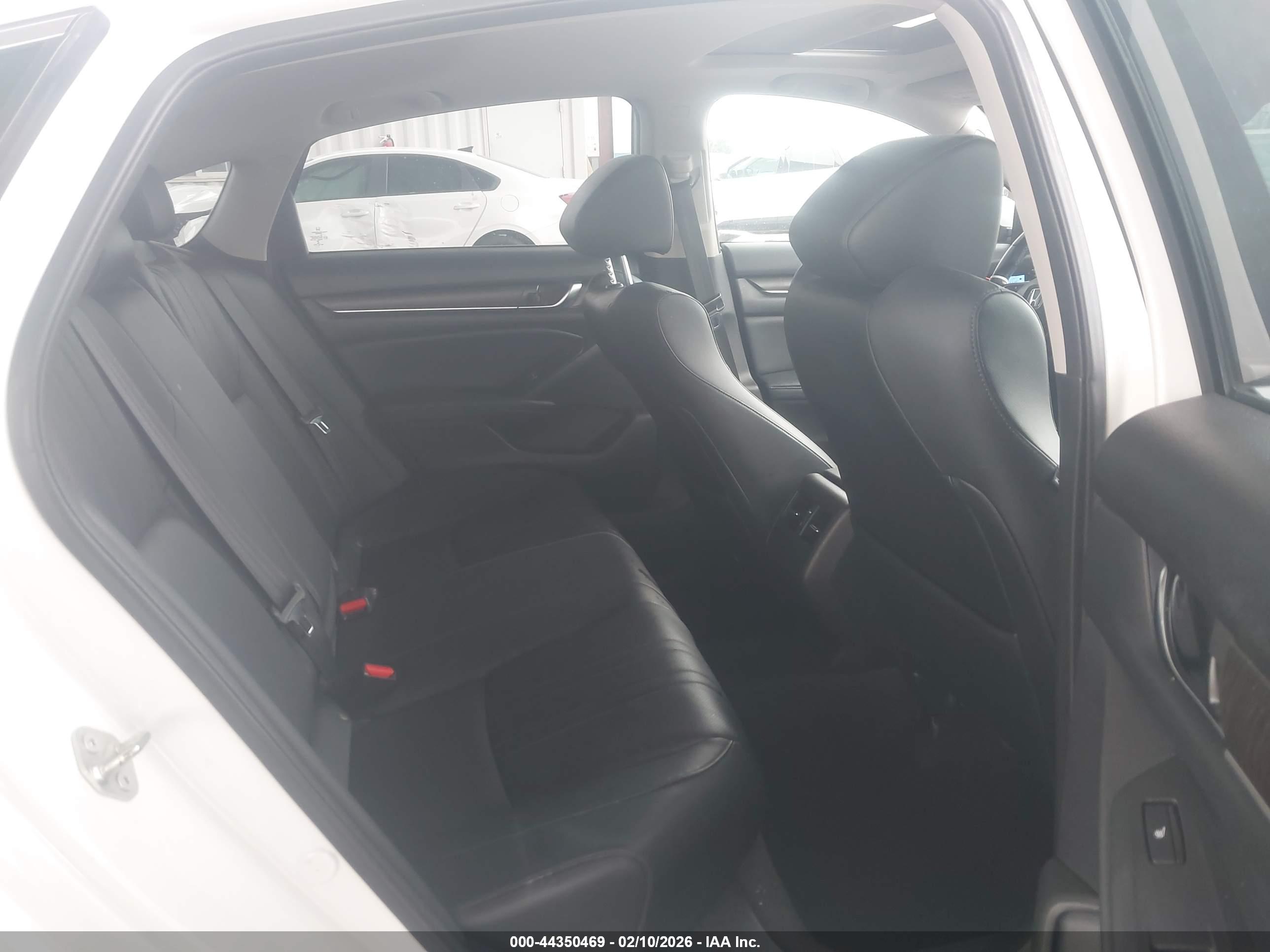 HONDA ACCORD image 8