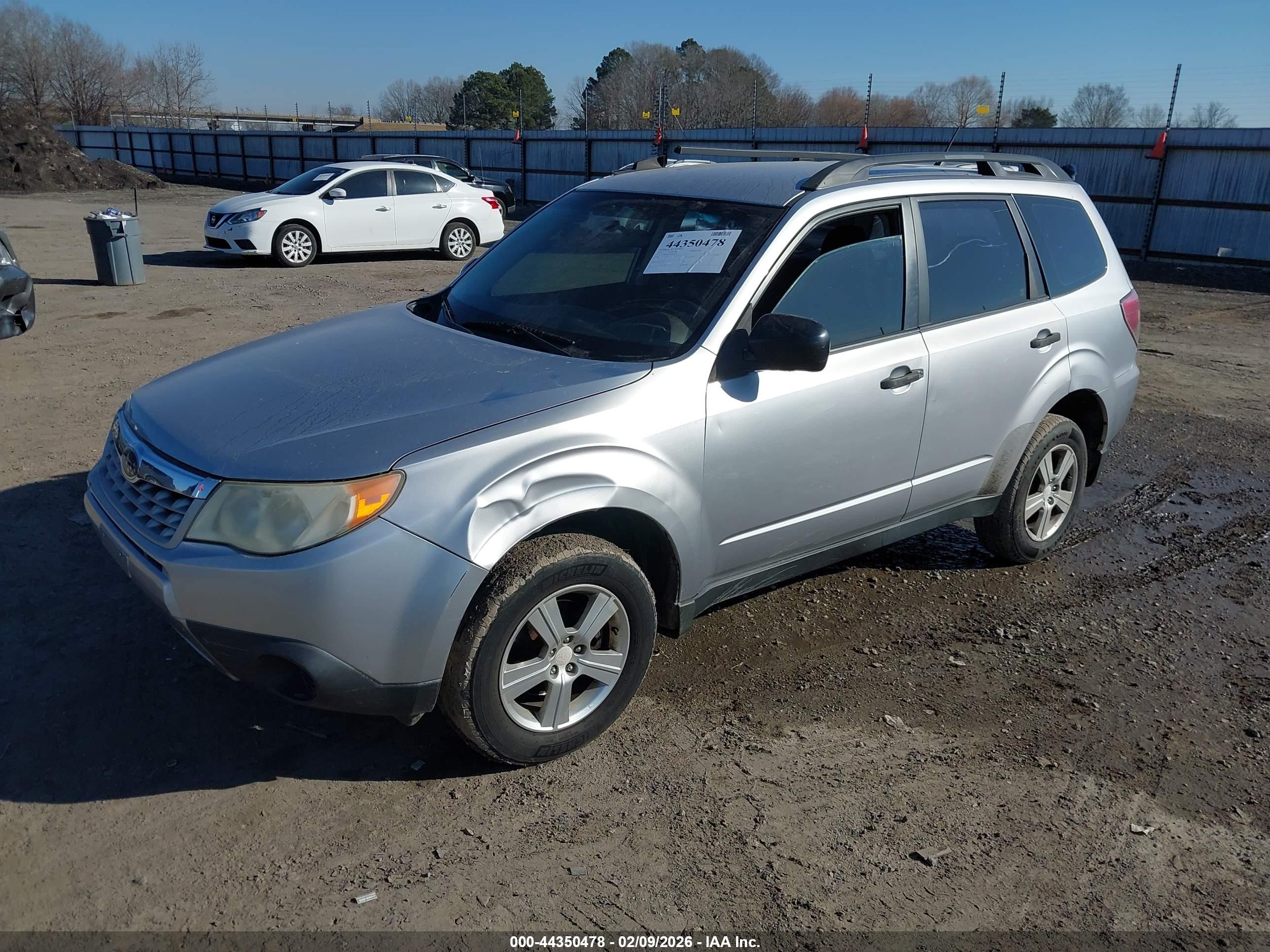 SUBARU FORESTER image 2