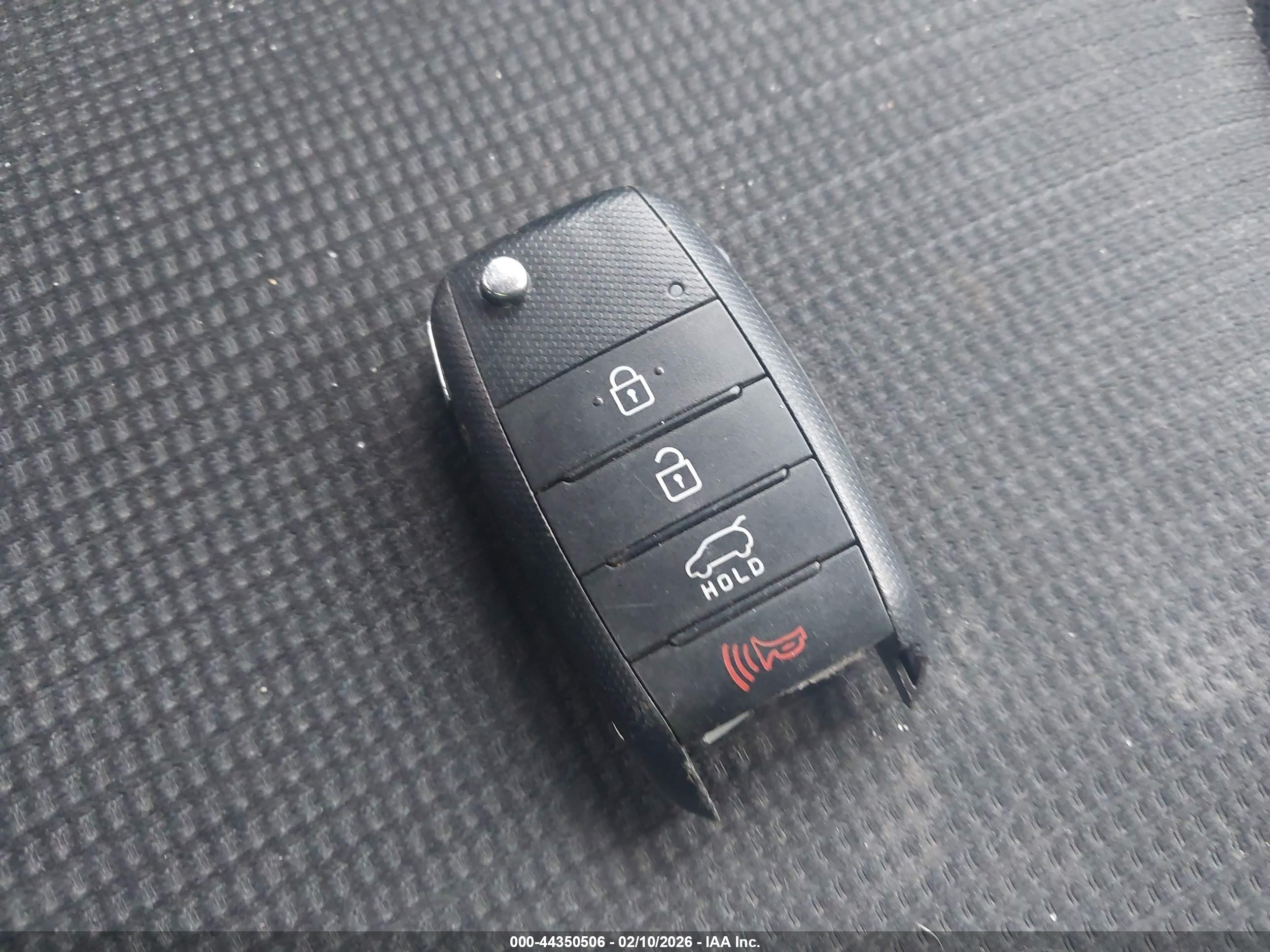 KIA SORENTO image 11