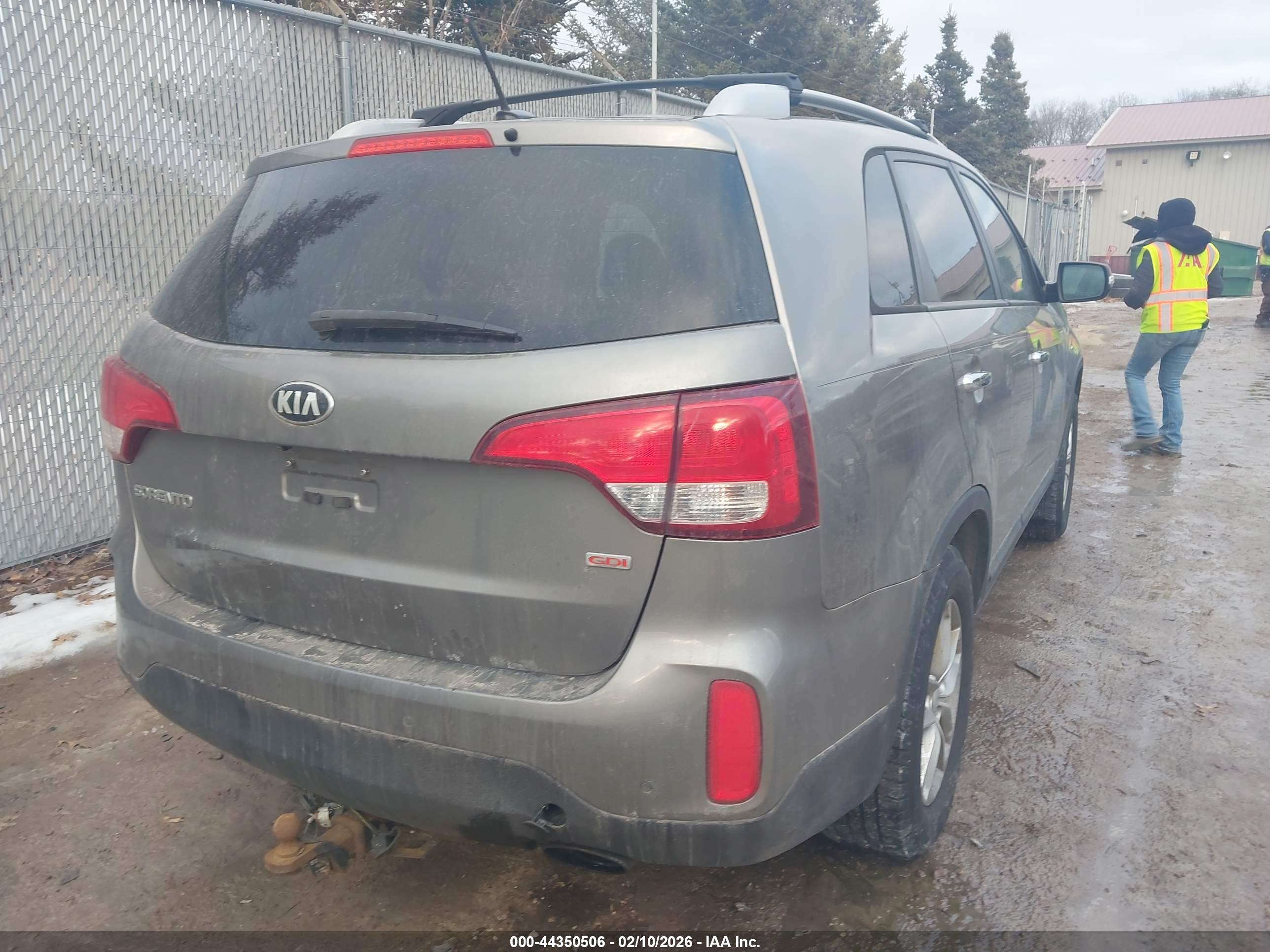 KIA SORENTO image 4