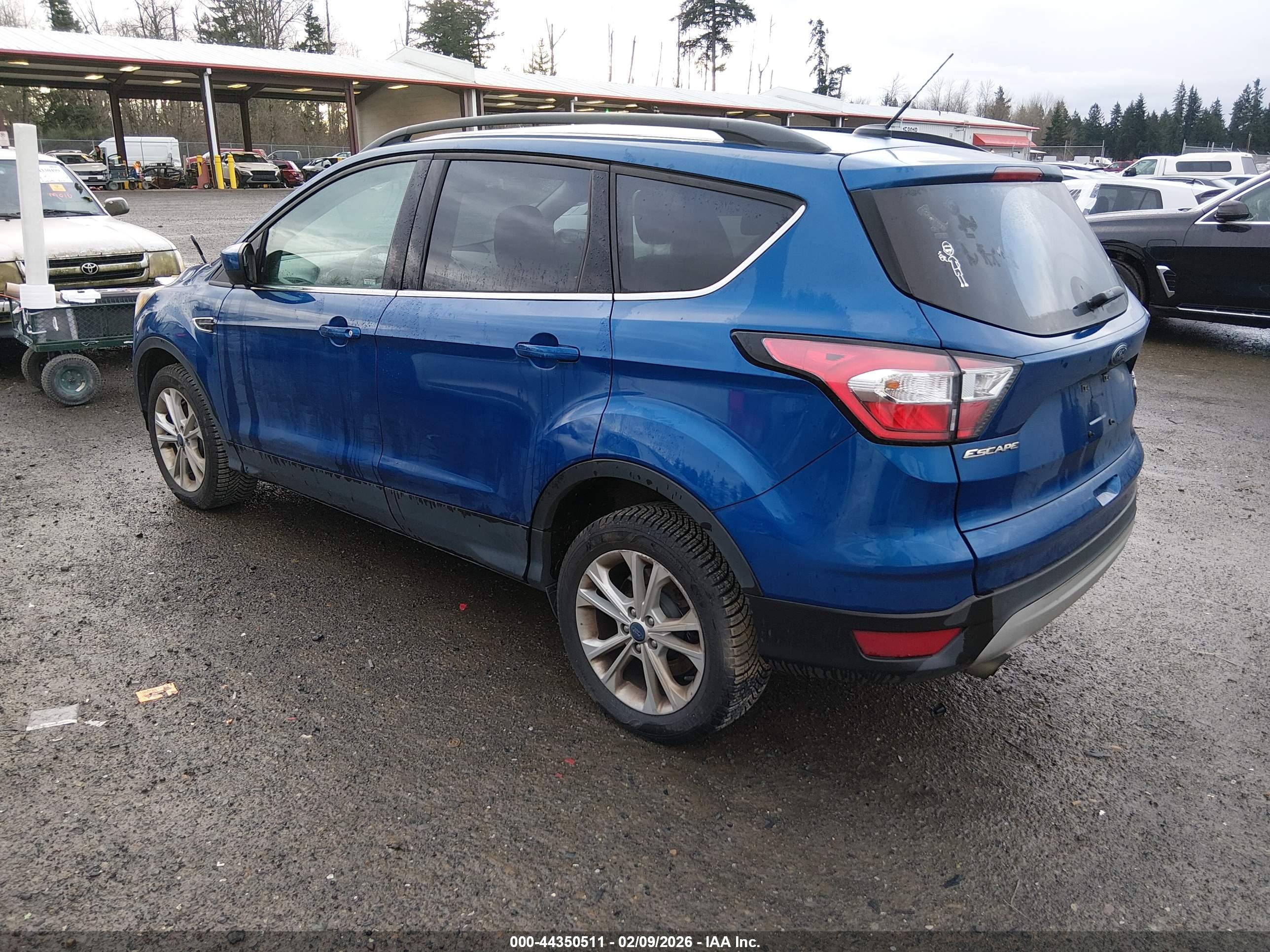 FORD ESCAPE image 3