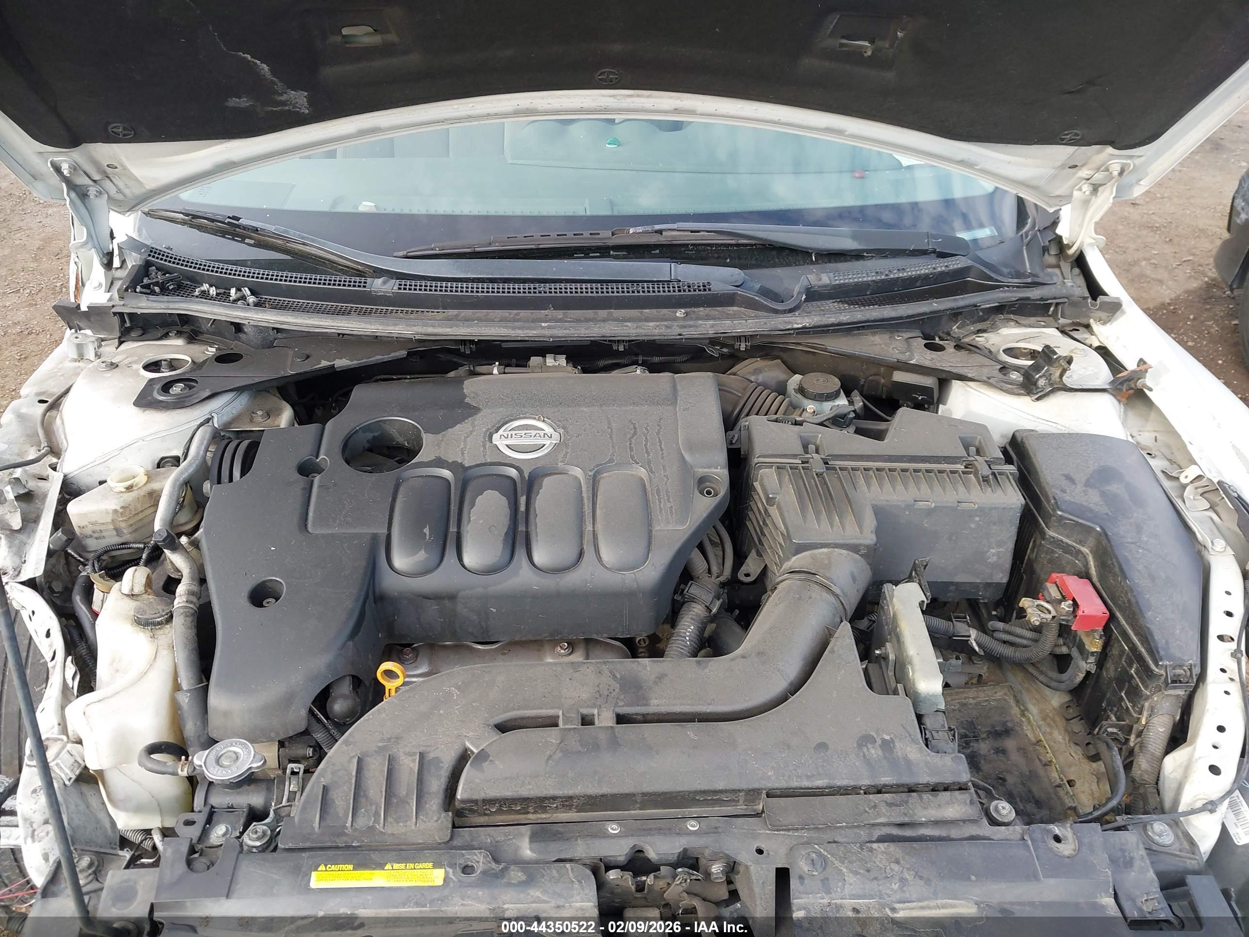 NISSAN ALTIMA image 10