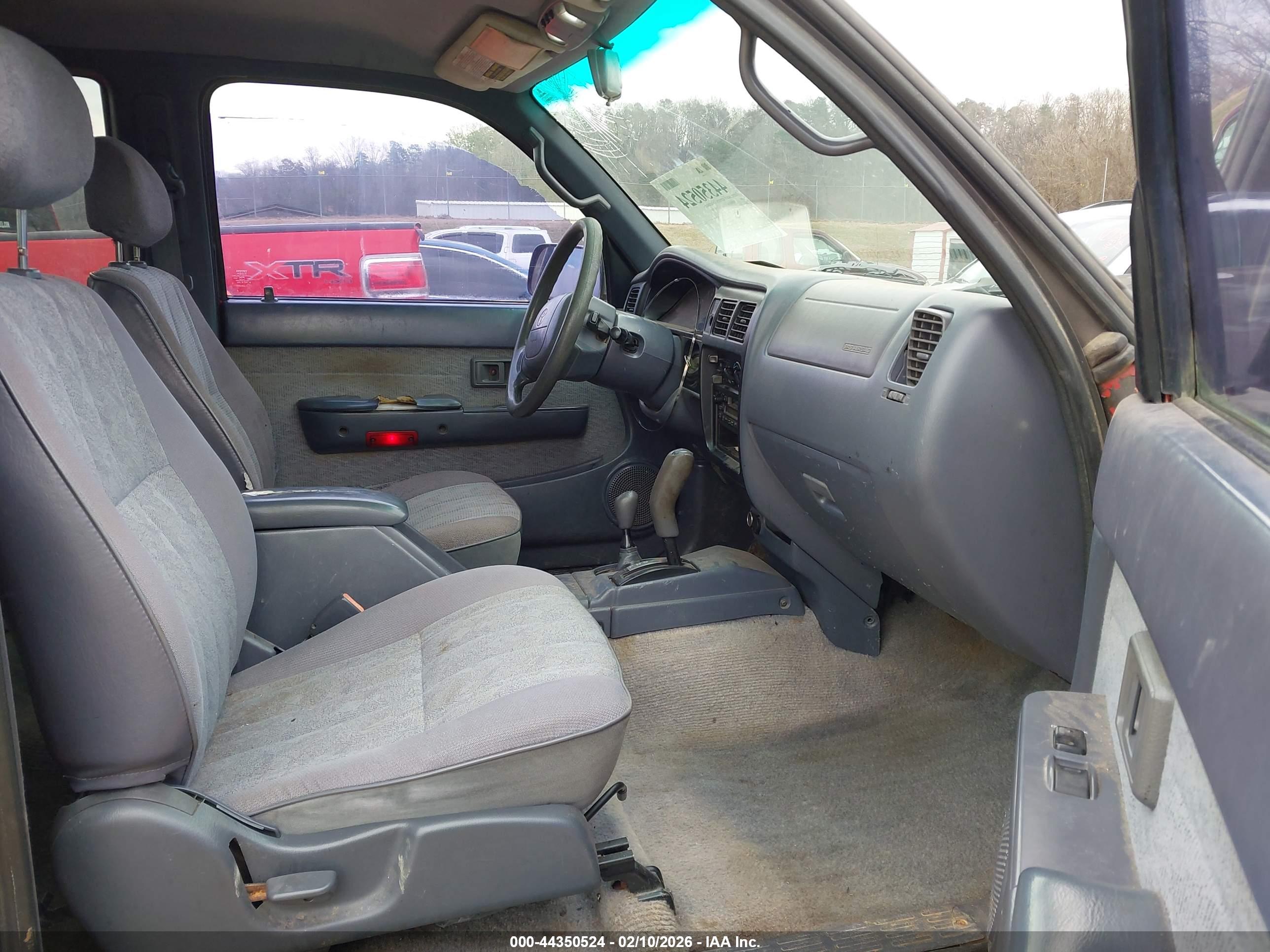 TOYOTA TACOMA image 5