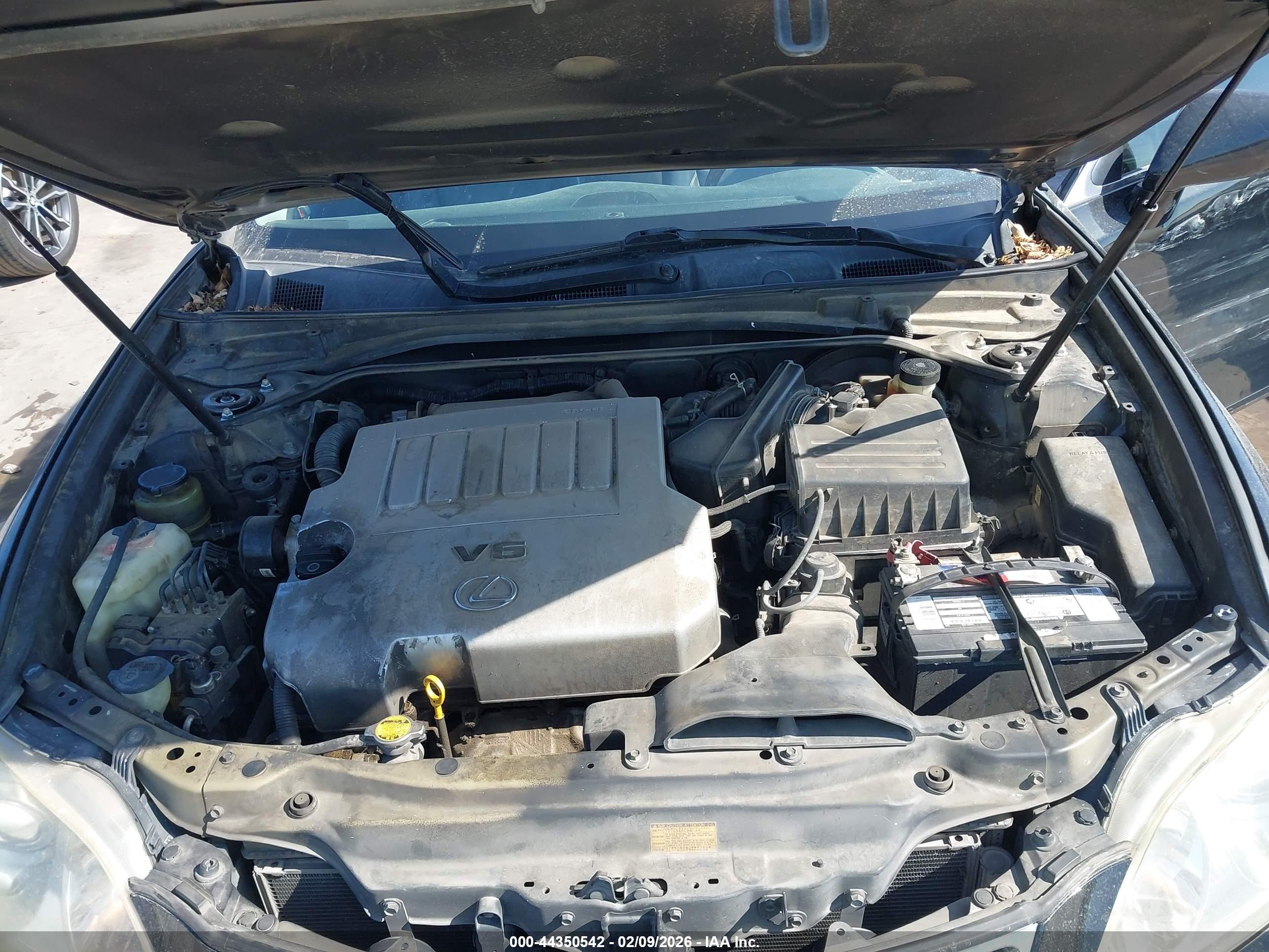 LEXUS ES image 10