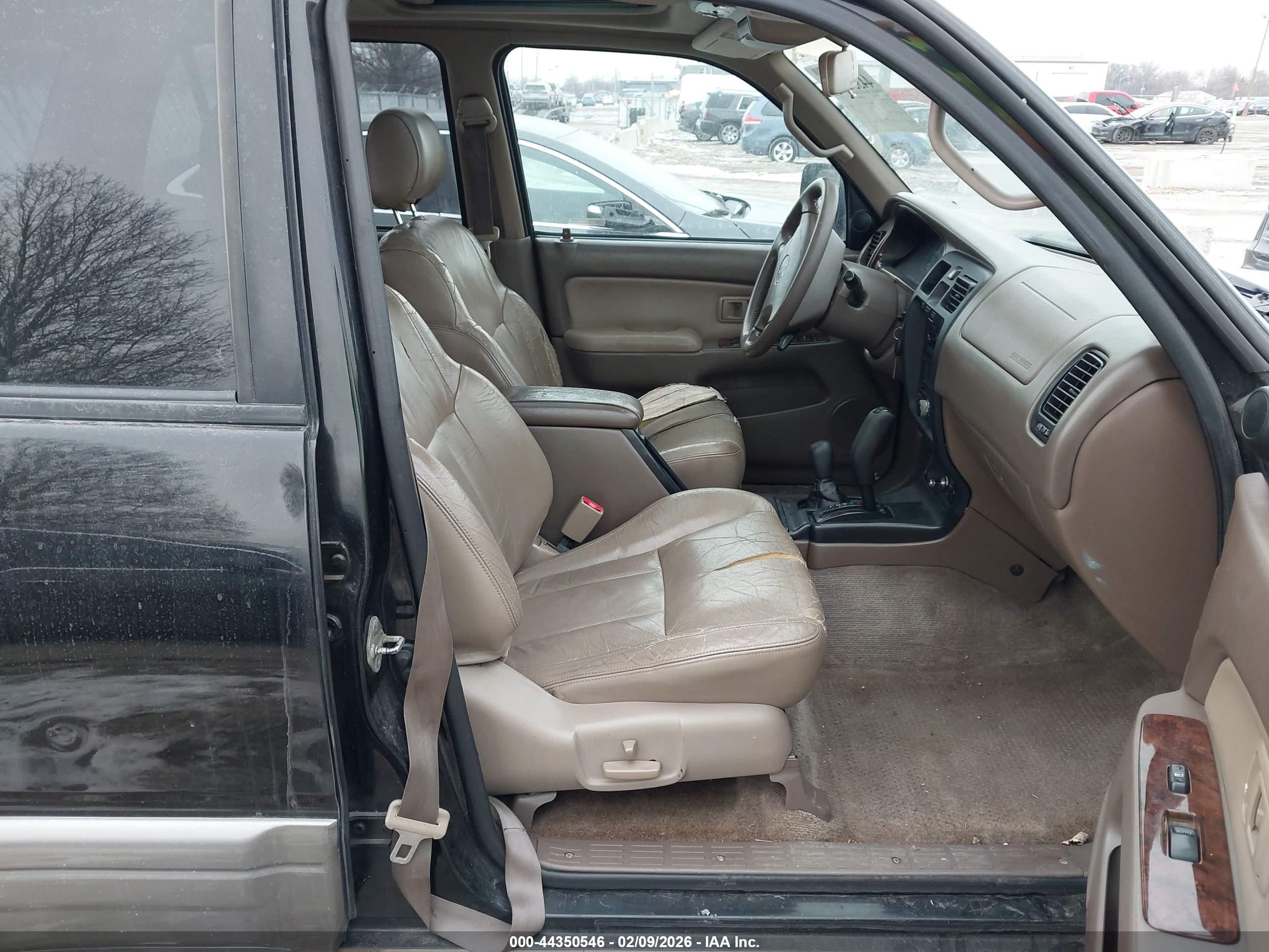 TOYOTA 4RUNNER image 5
