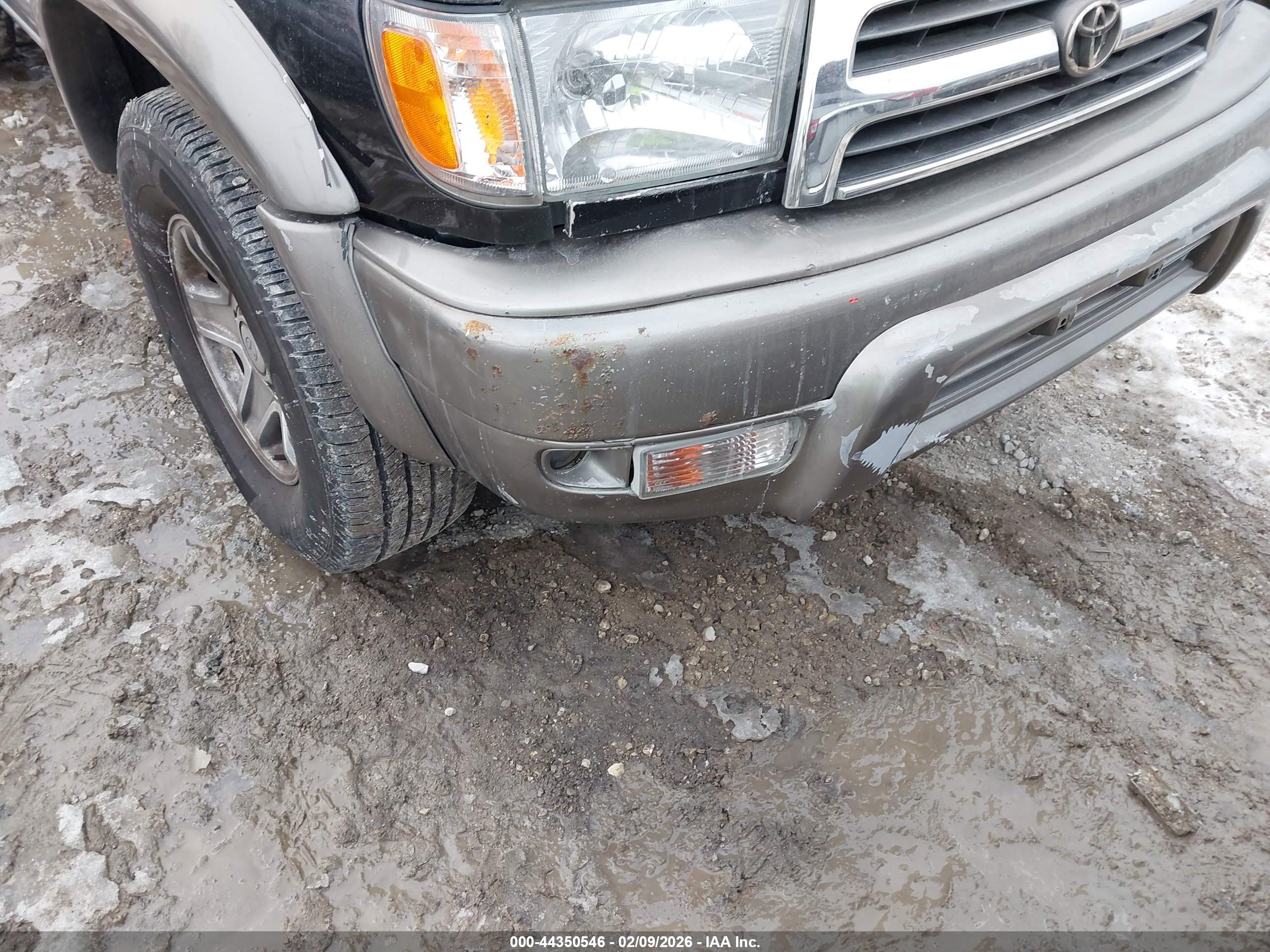 TOYOTA 4RUNNER image 6