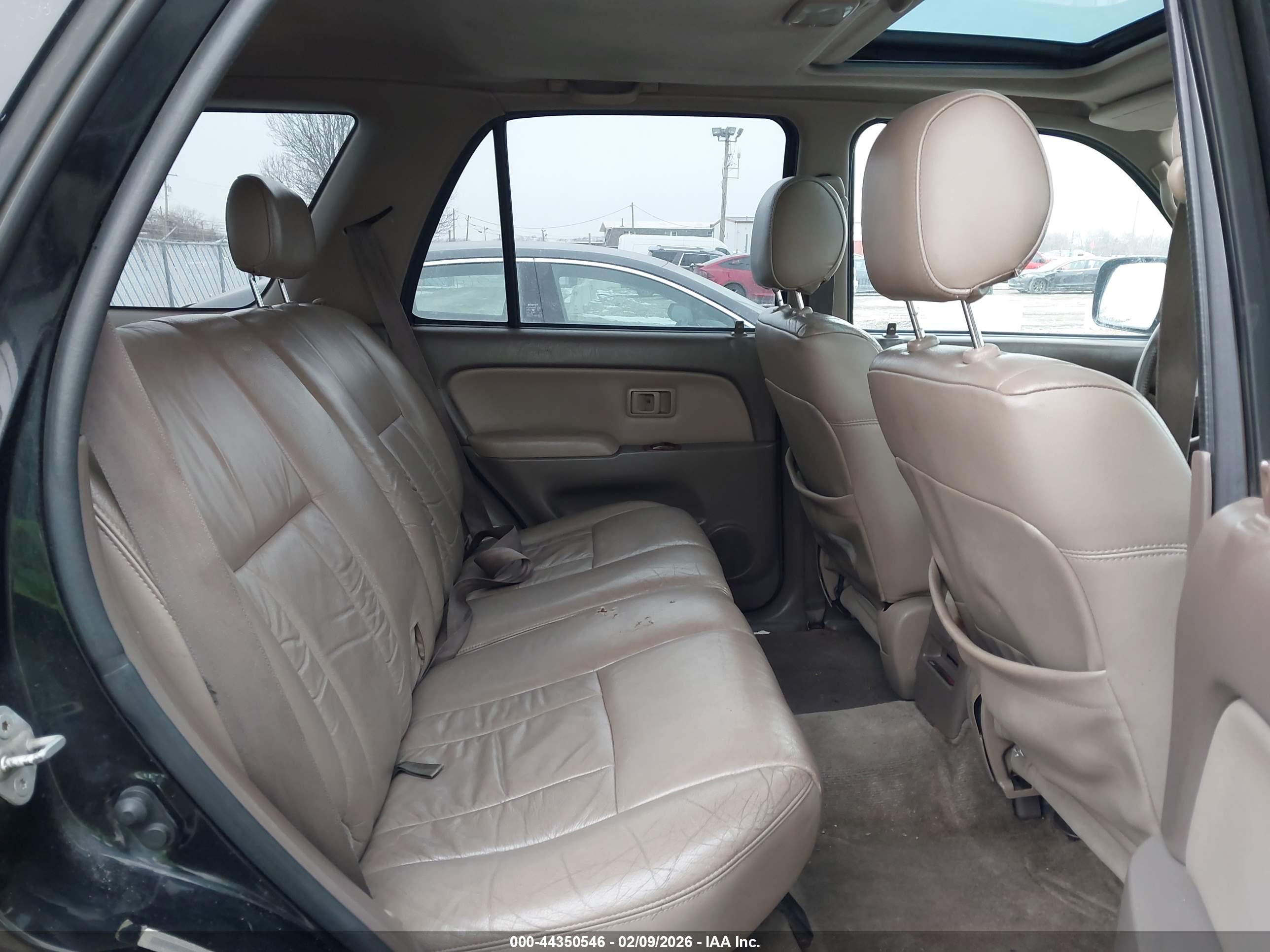TOYOTA 4RUNNER image 8