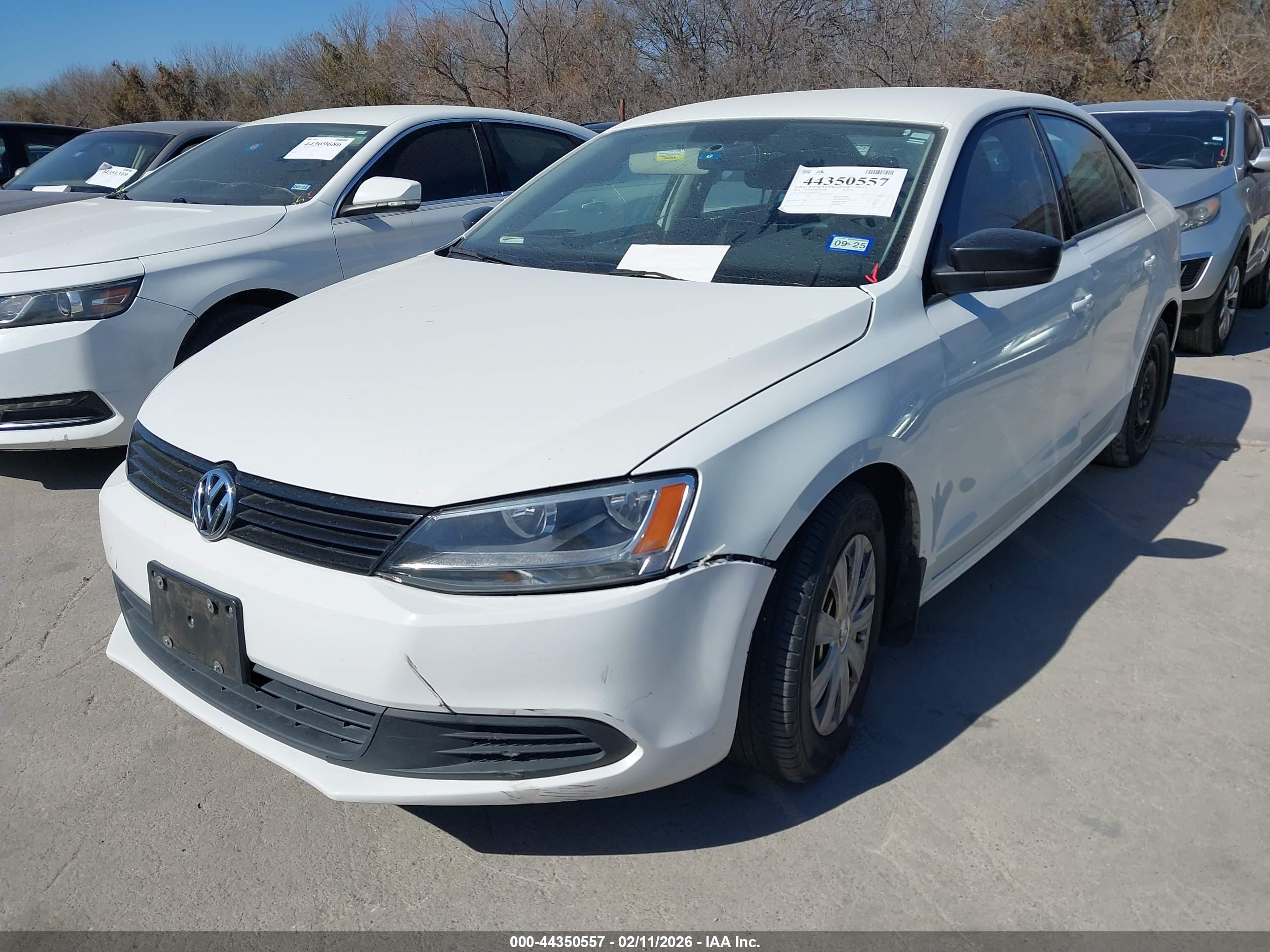 VOLKSWAGEN JETTA image 2