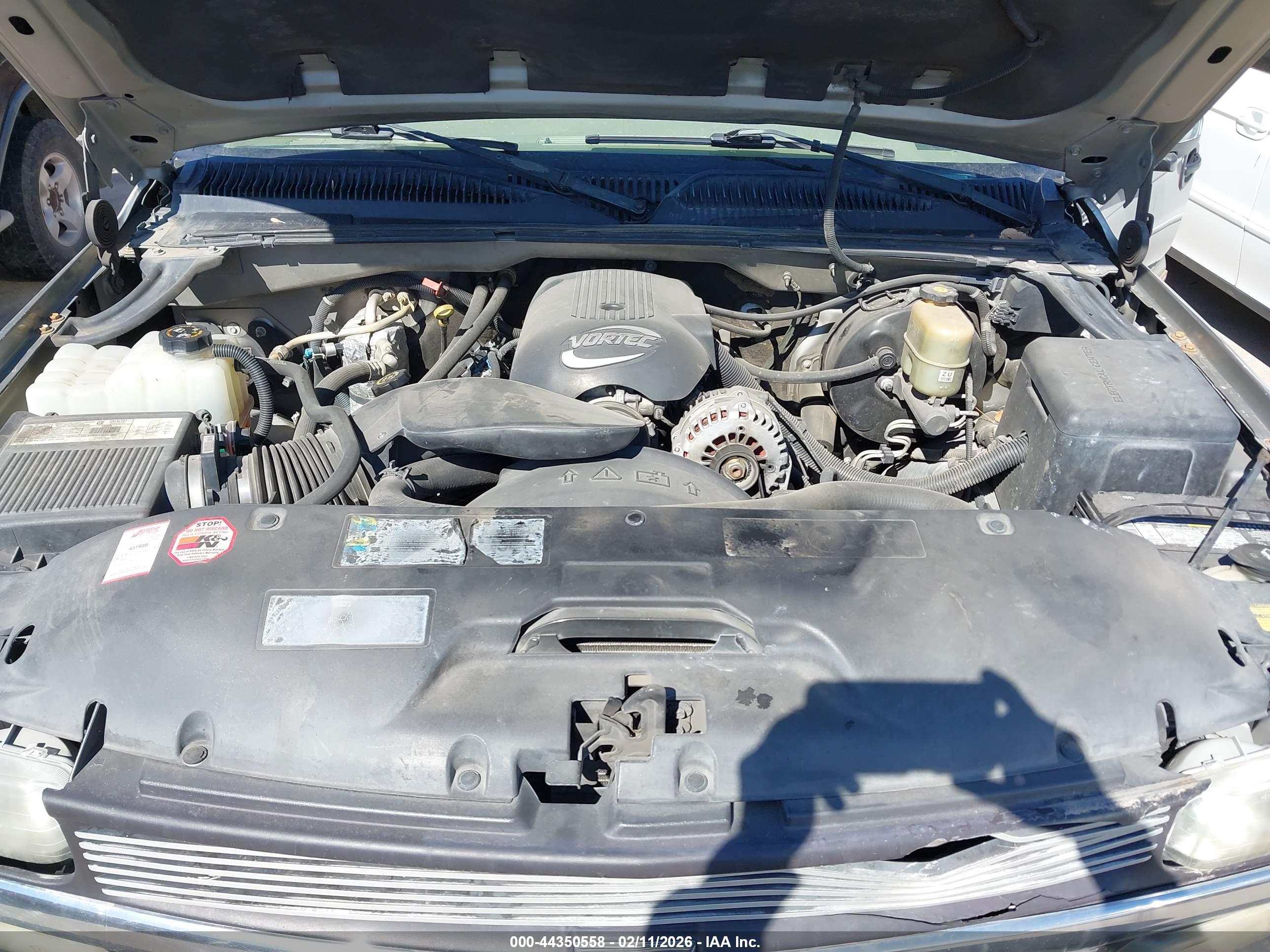CHEVROLET SILVERADO image 10