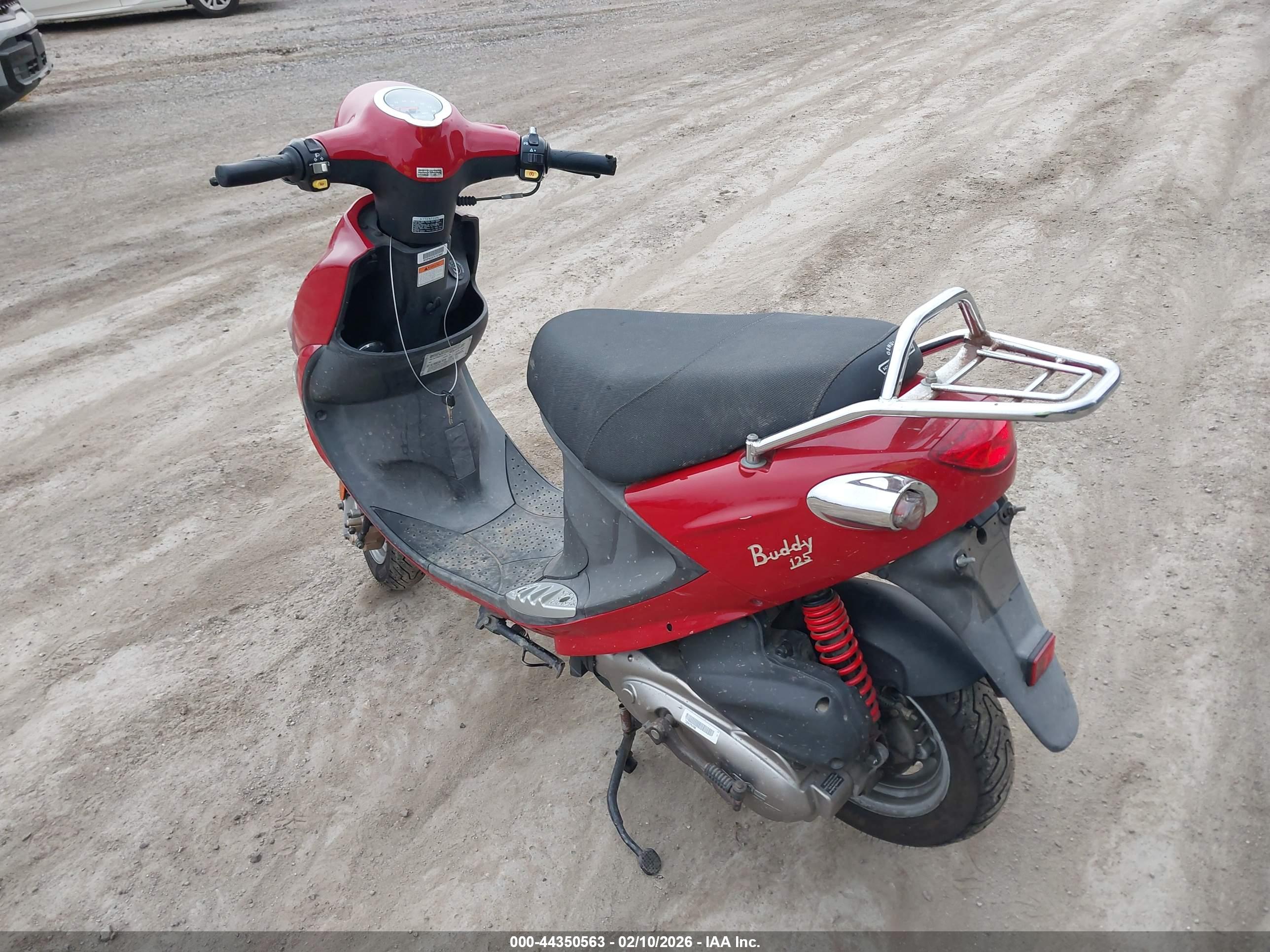GENUINE SCOOTER image 3