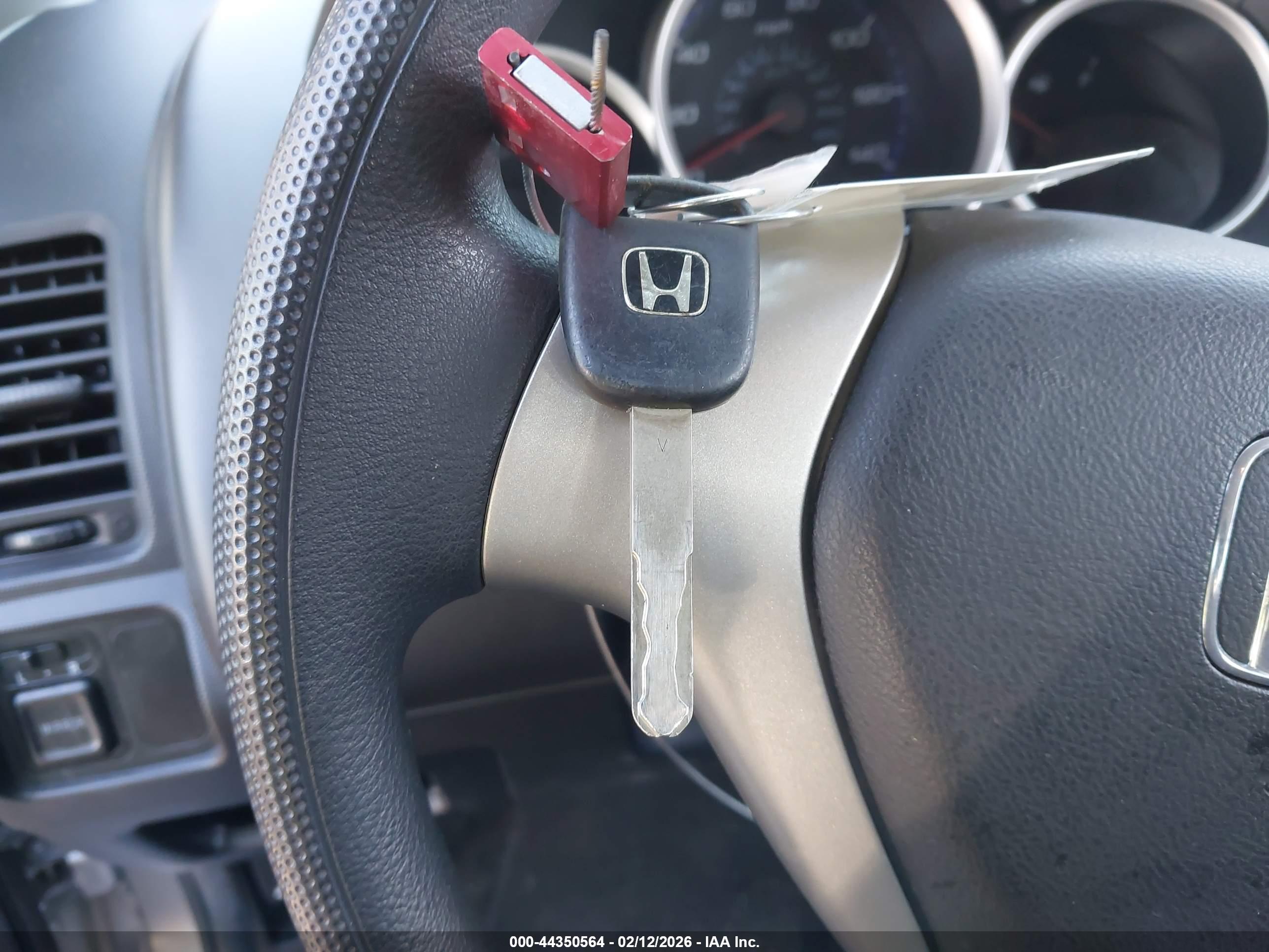 HONDA FIT image 11