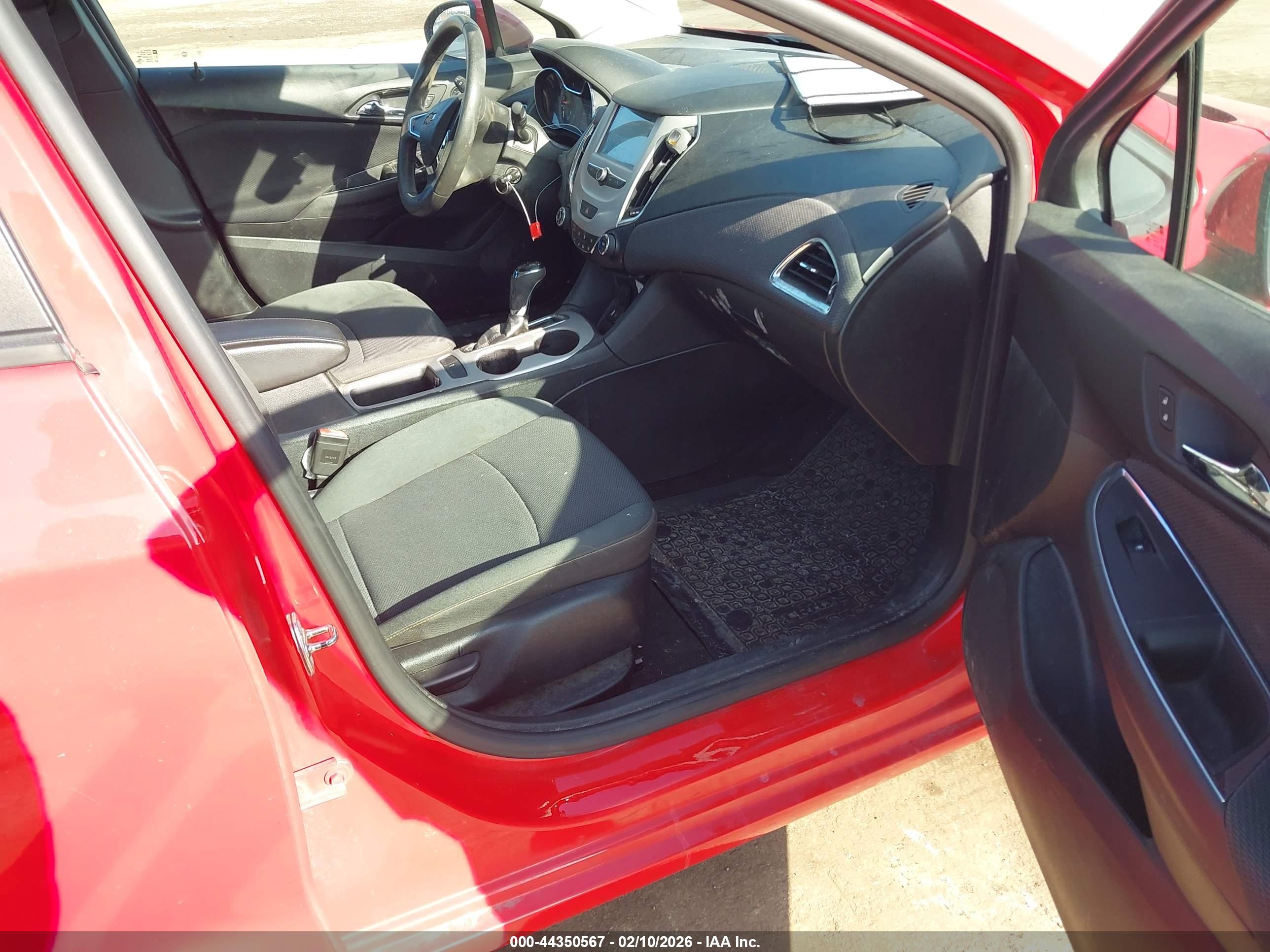 CHEVROLET CRUZE image 5