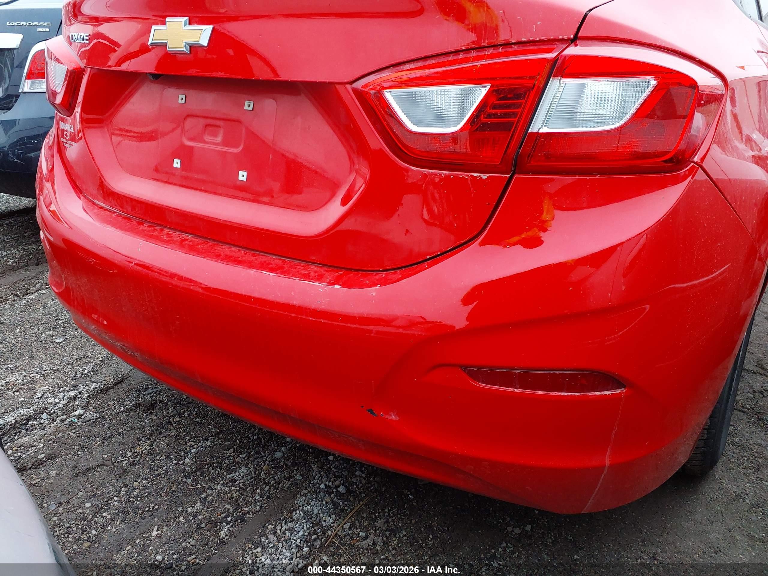 CHEVROLET CRUZE image 6