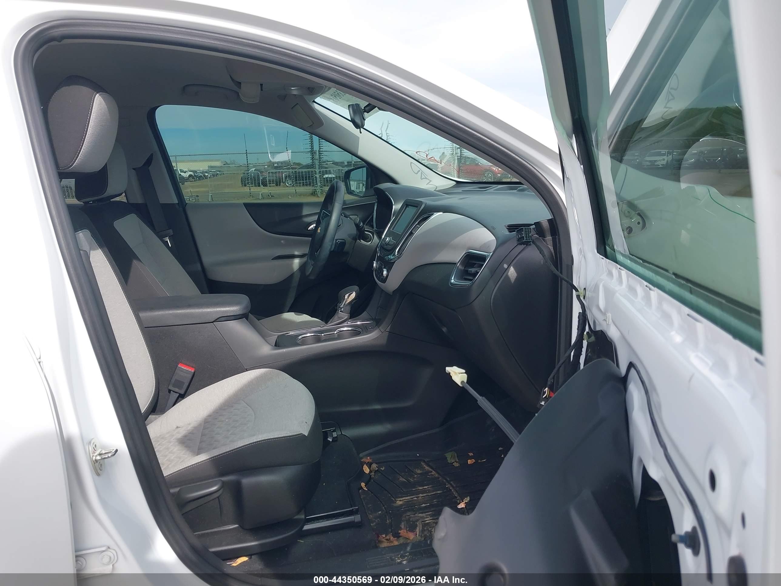 CHEVROLET EQUINOX image 5