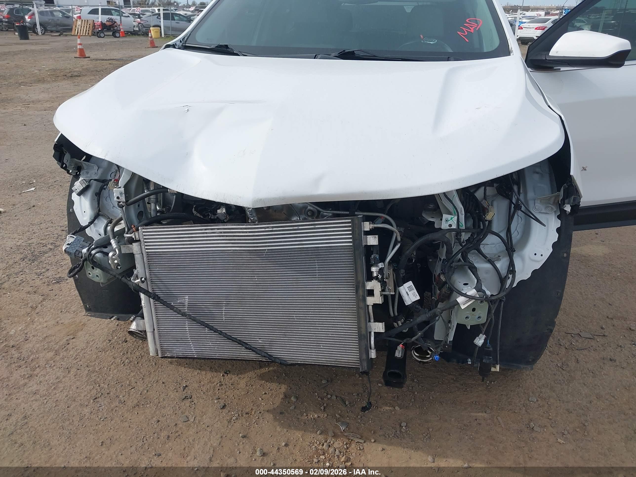 CHEVROLET EQUINOX image 6