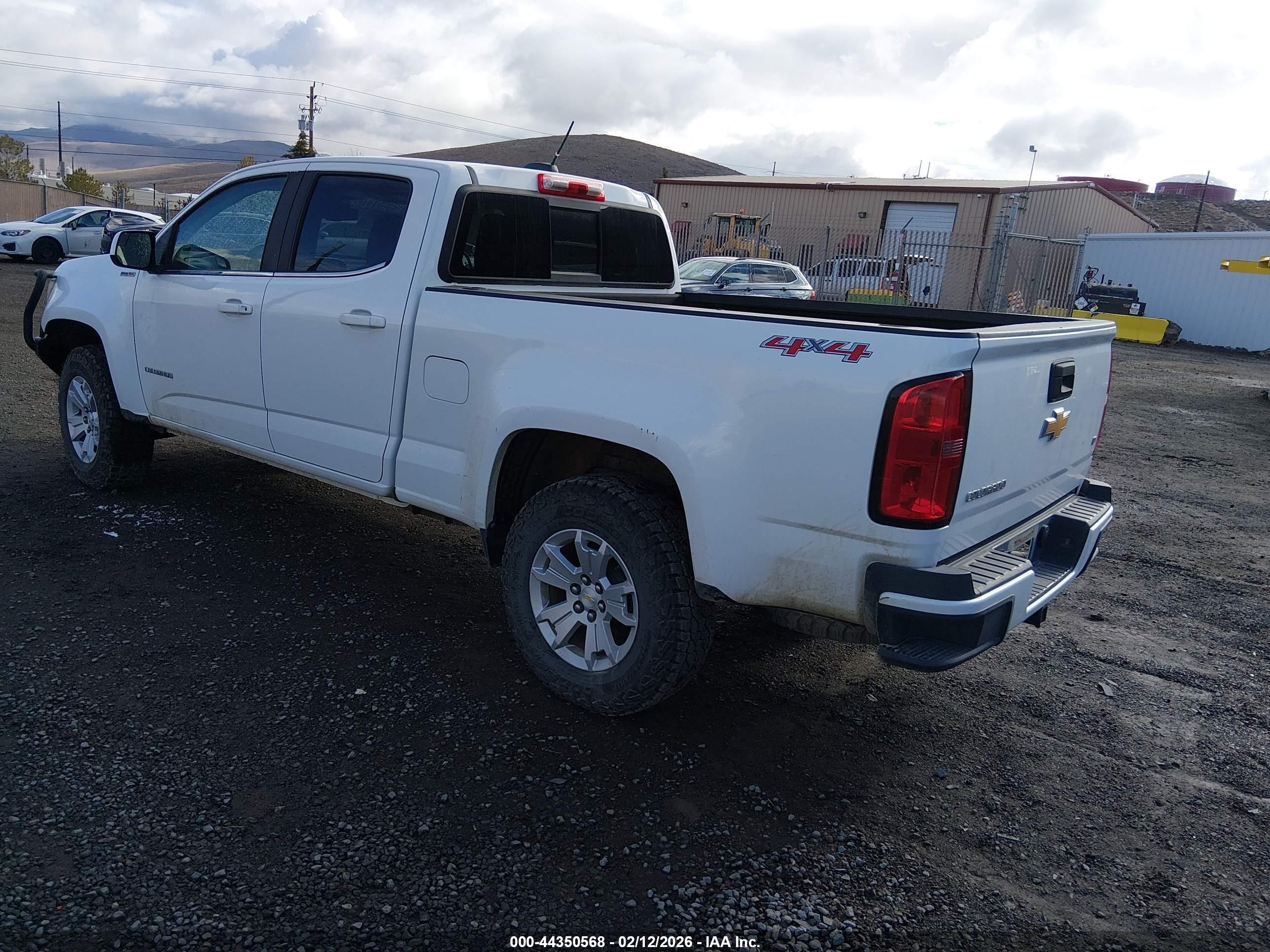 CHEVROLET COLORADO image 3