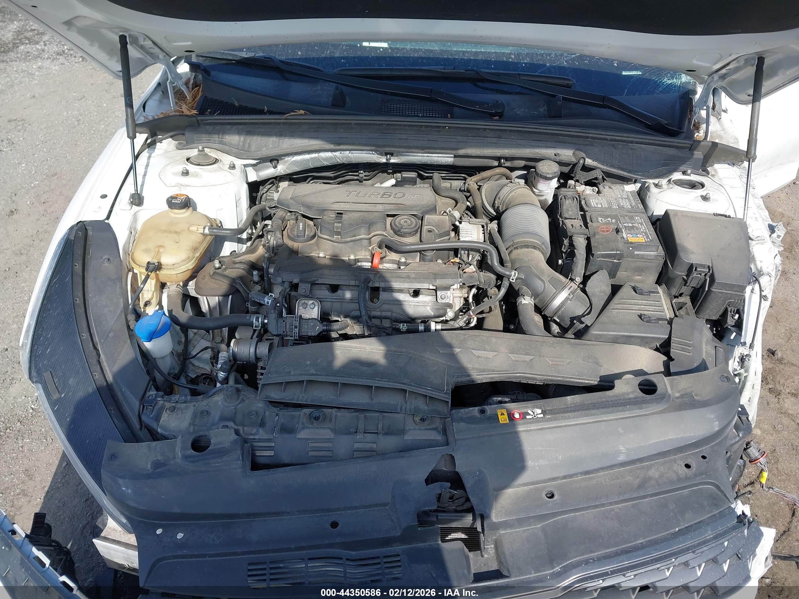 KIA K5 image 10