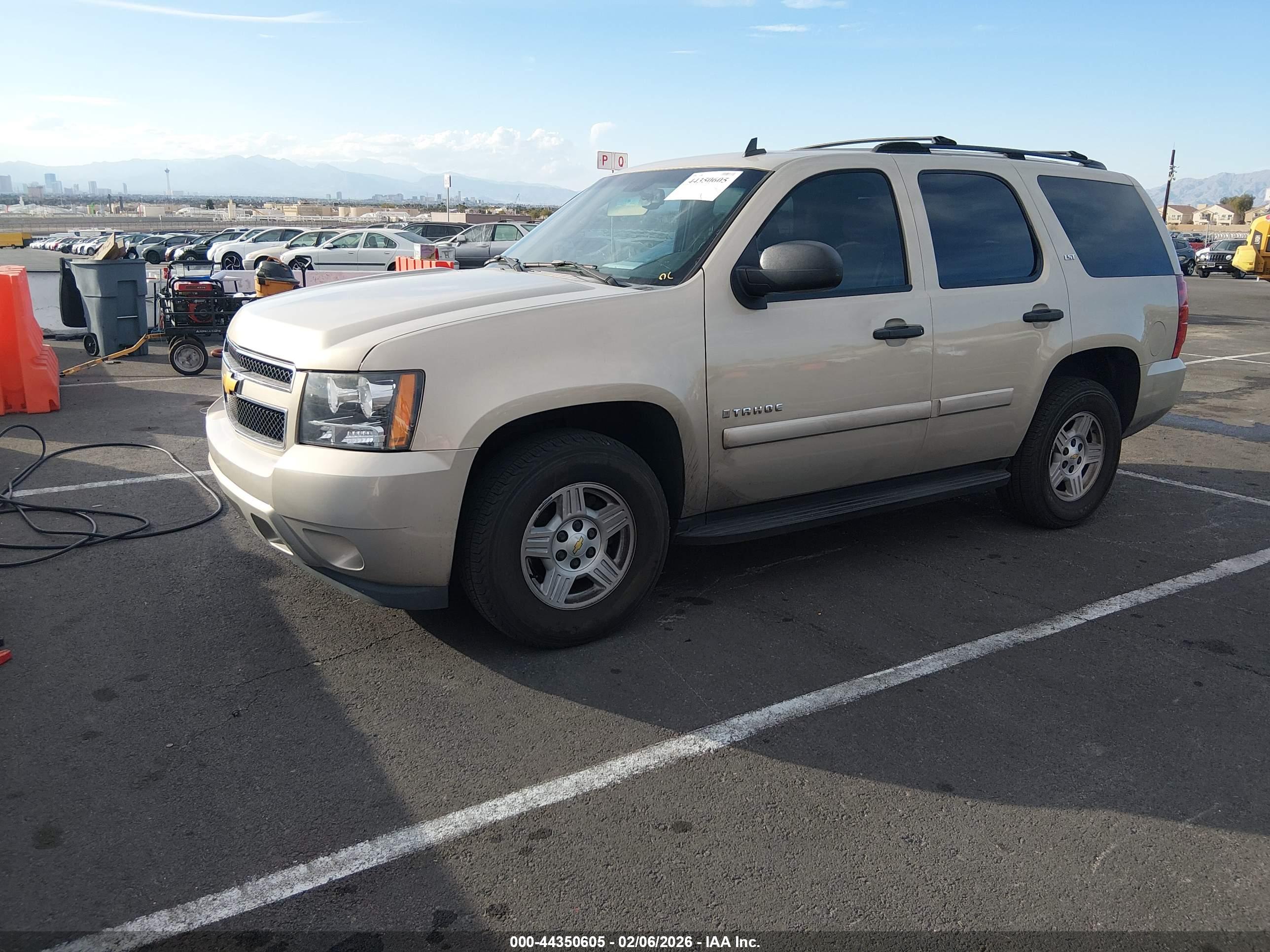 CHEVROLET TAHOE image 2