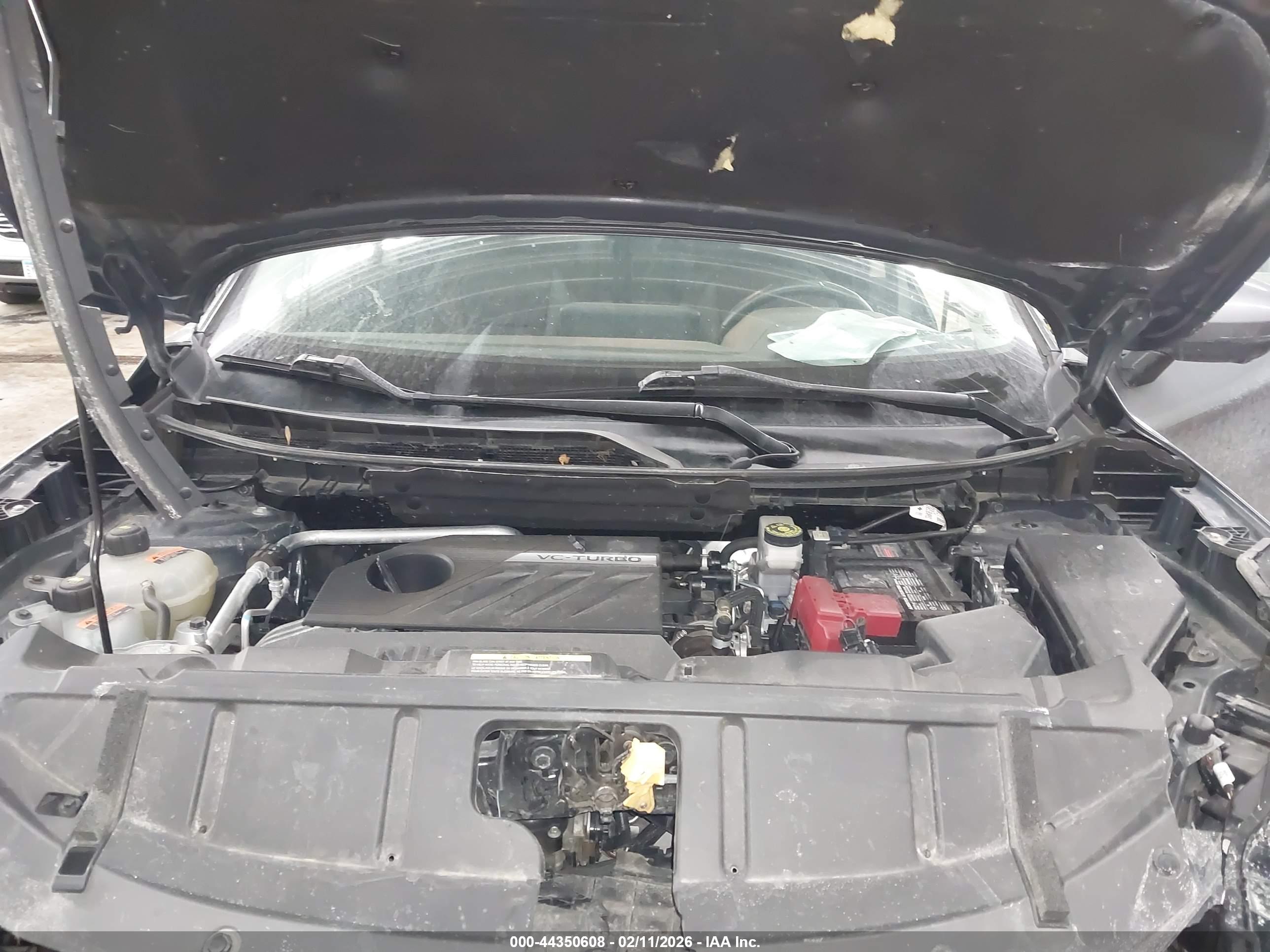 NISSAN ROGUE image 10