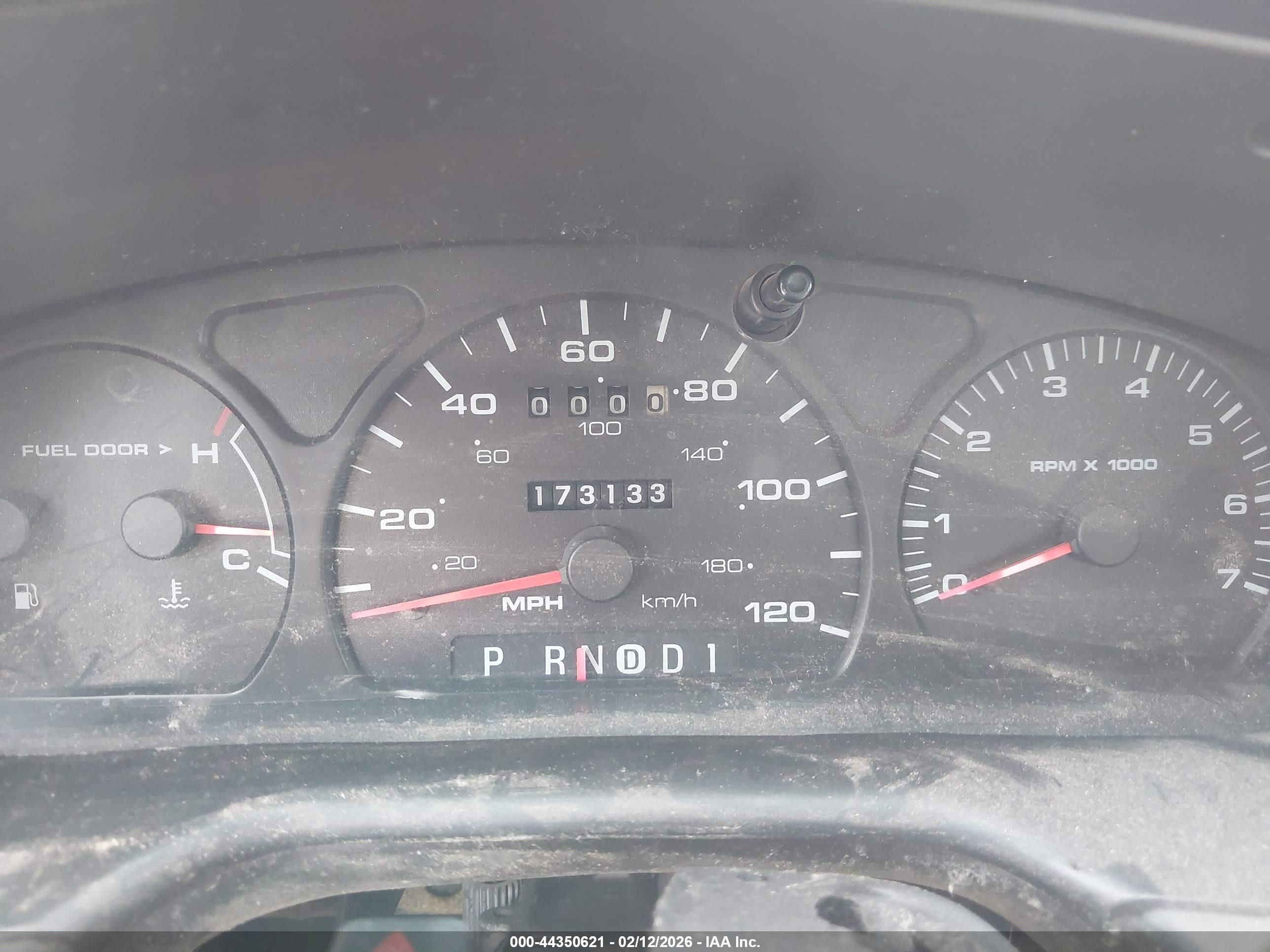 FORD TAURUS image 7
