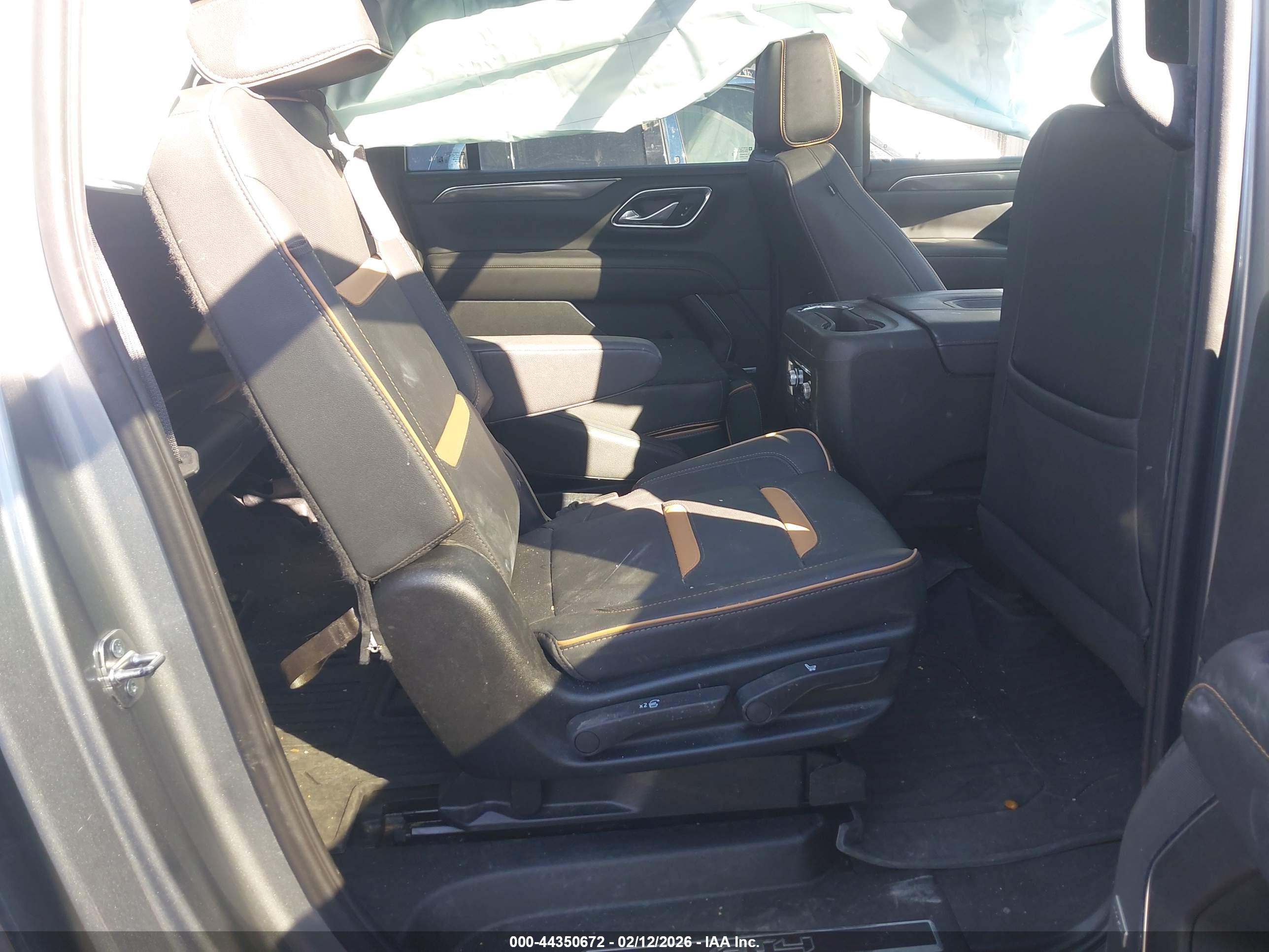 GMC YUKON image 8