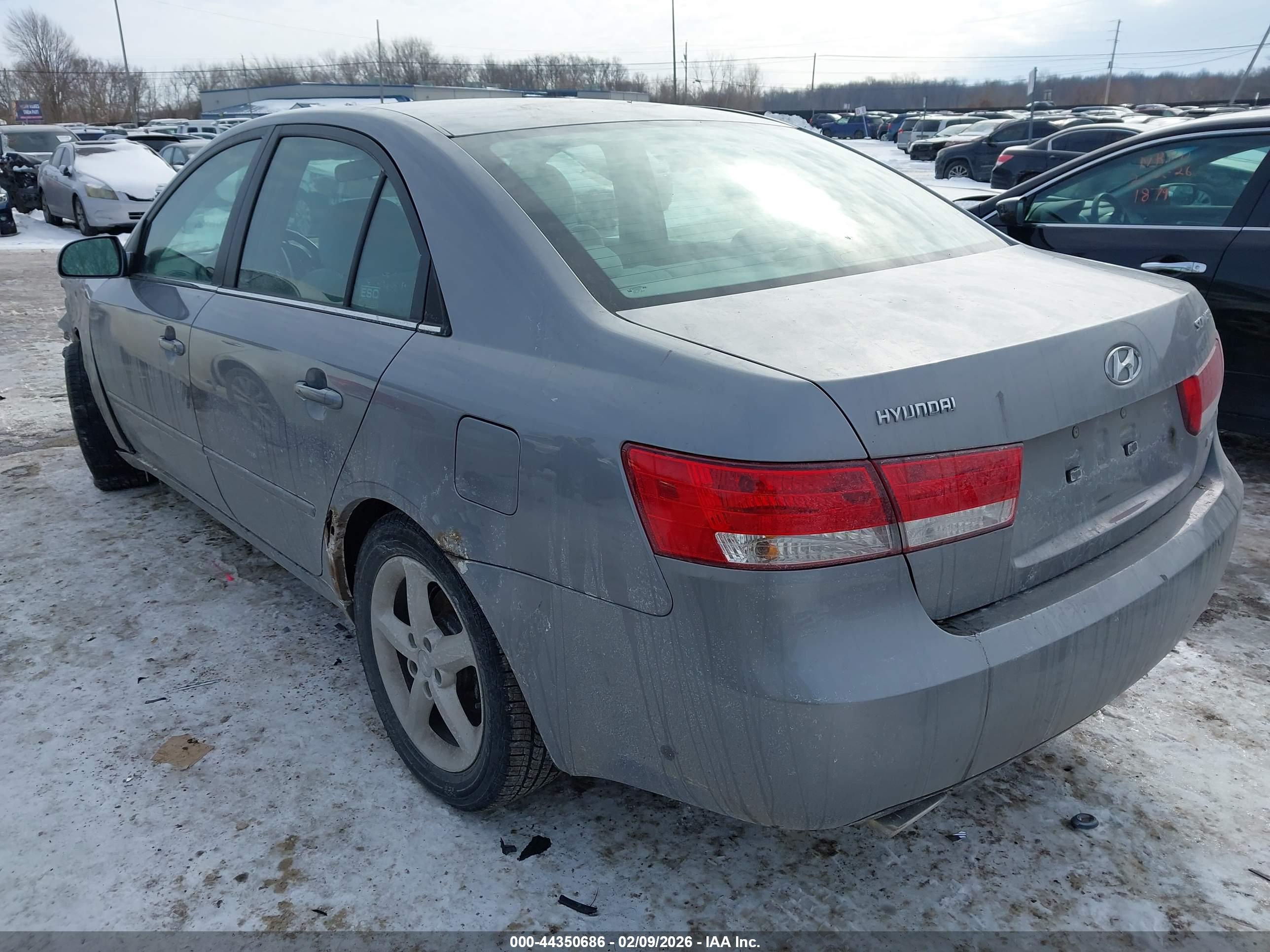 HYUNDAI SONATA image 3