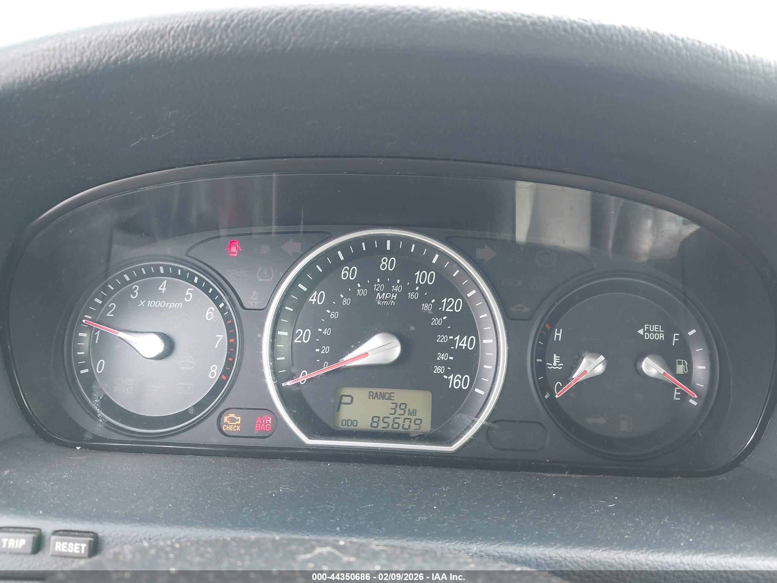 HYUNDAI SONATA image 7