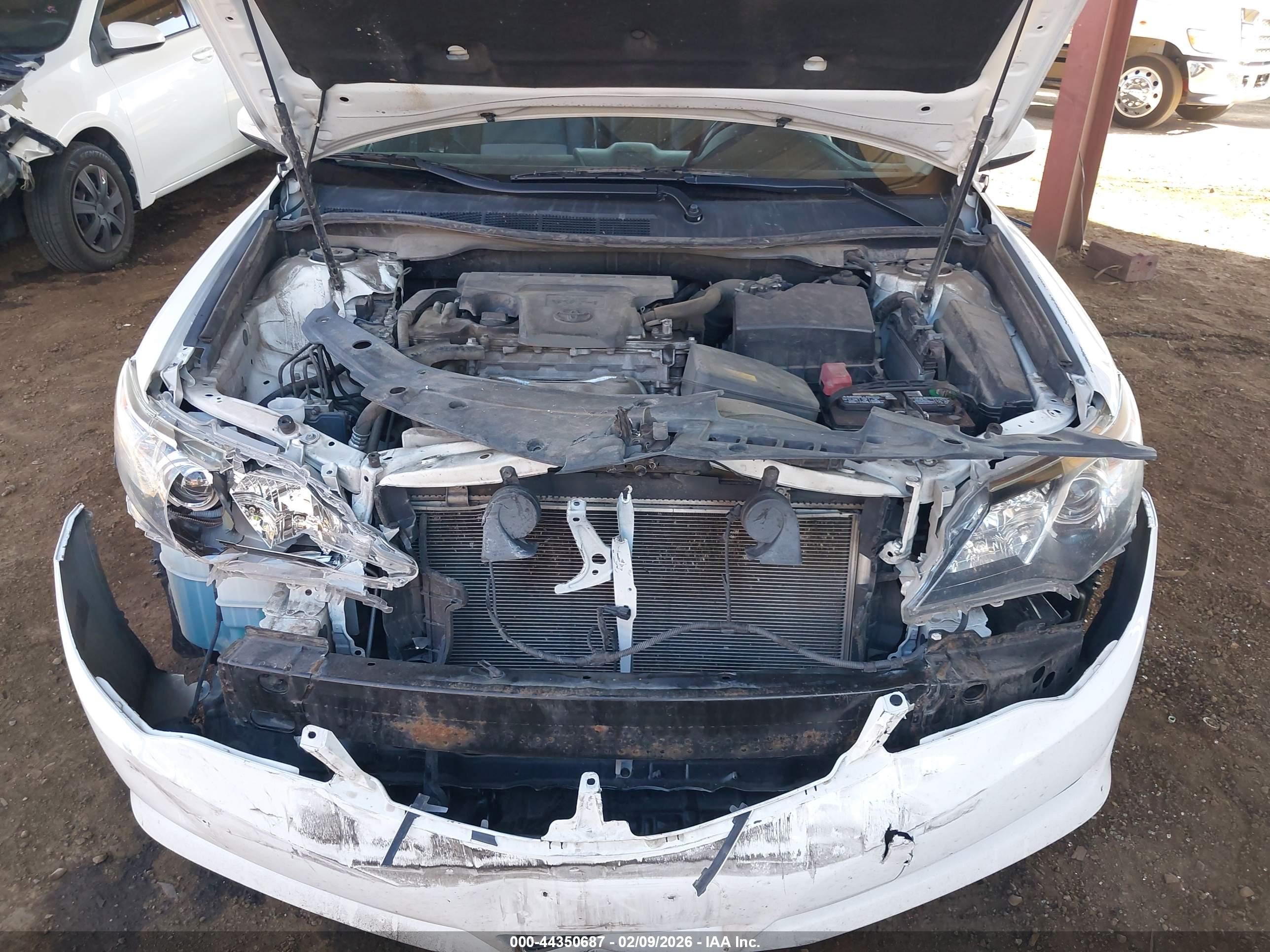 TOYOTA CAMRY image 10