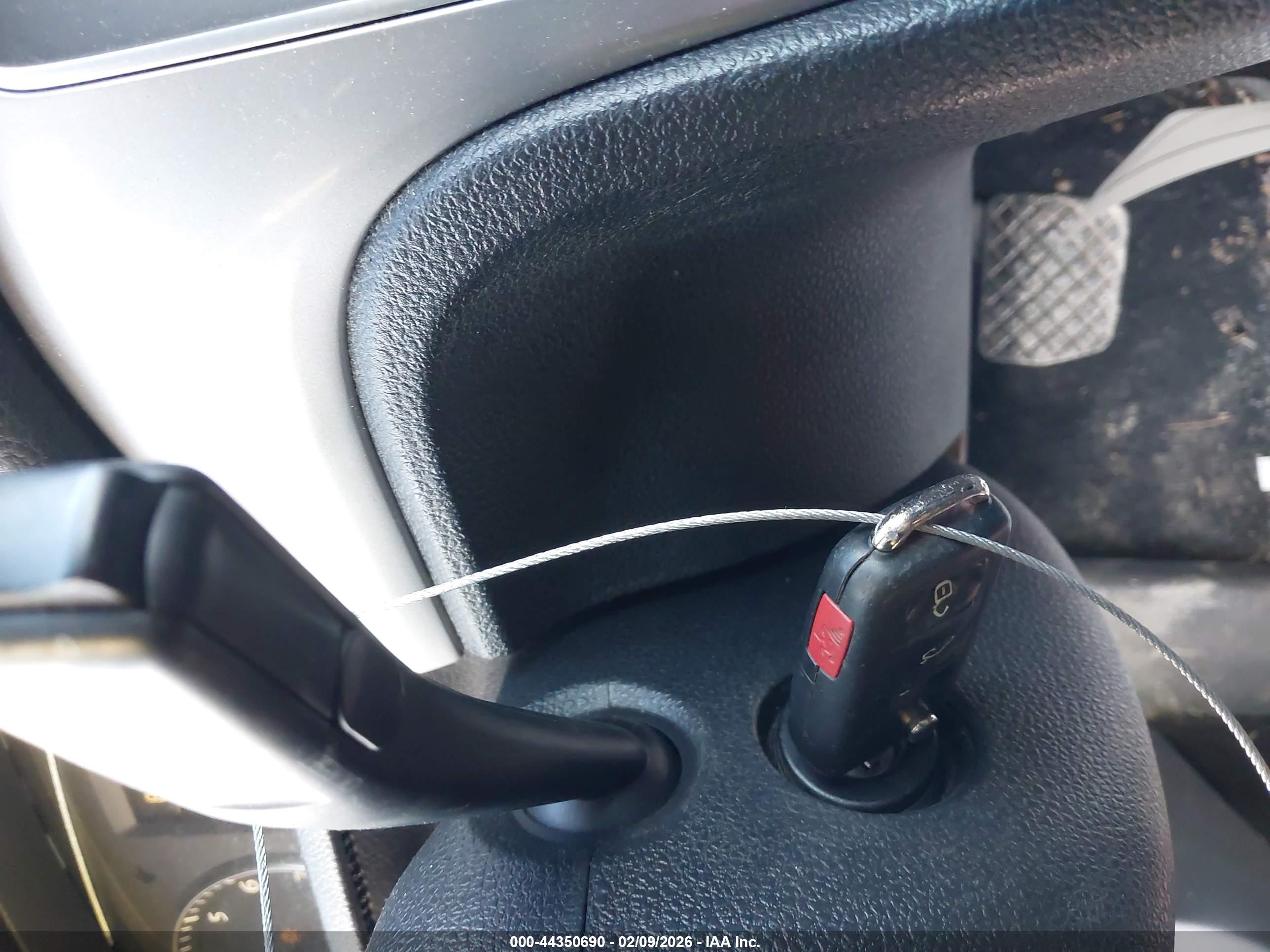VOLKSWAGEN PASSAT image 11