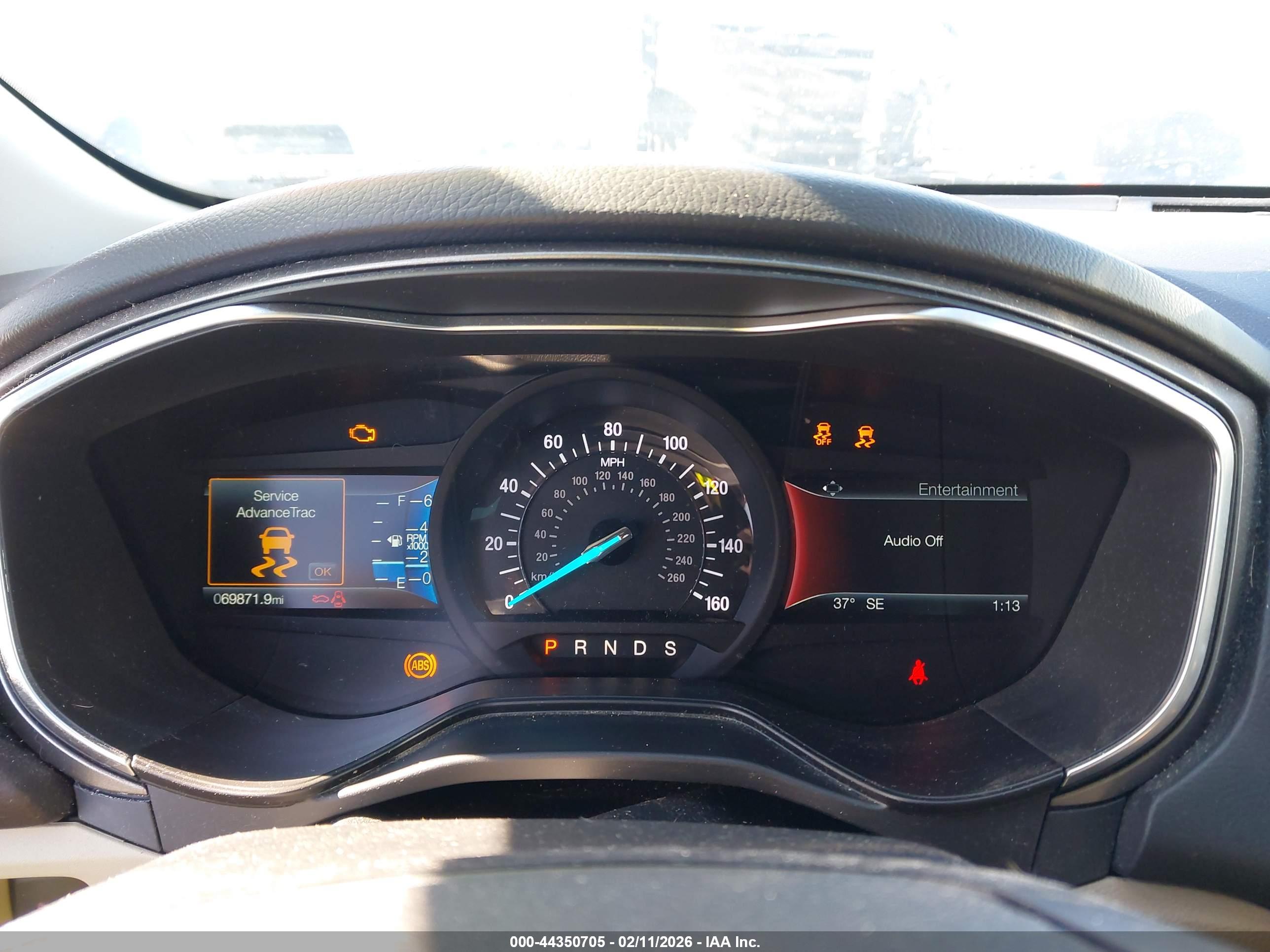 FORD FUSION image 7