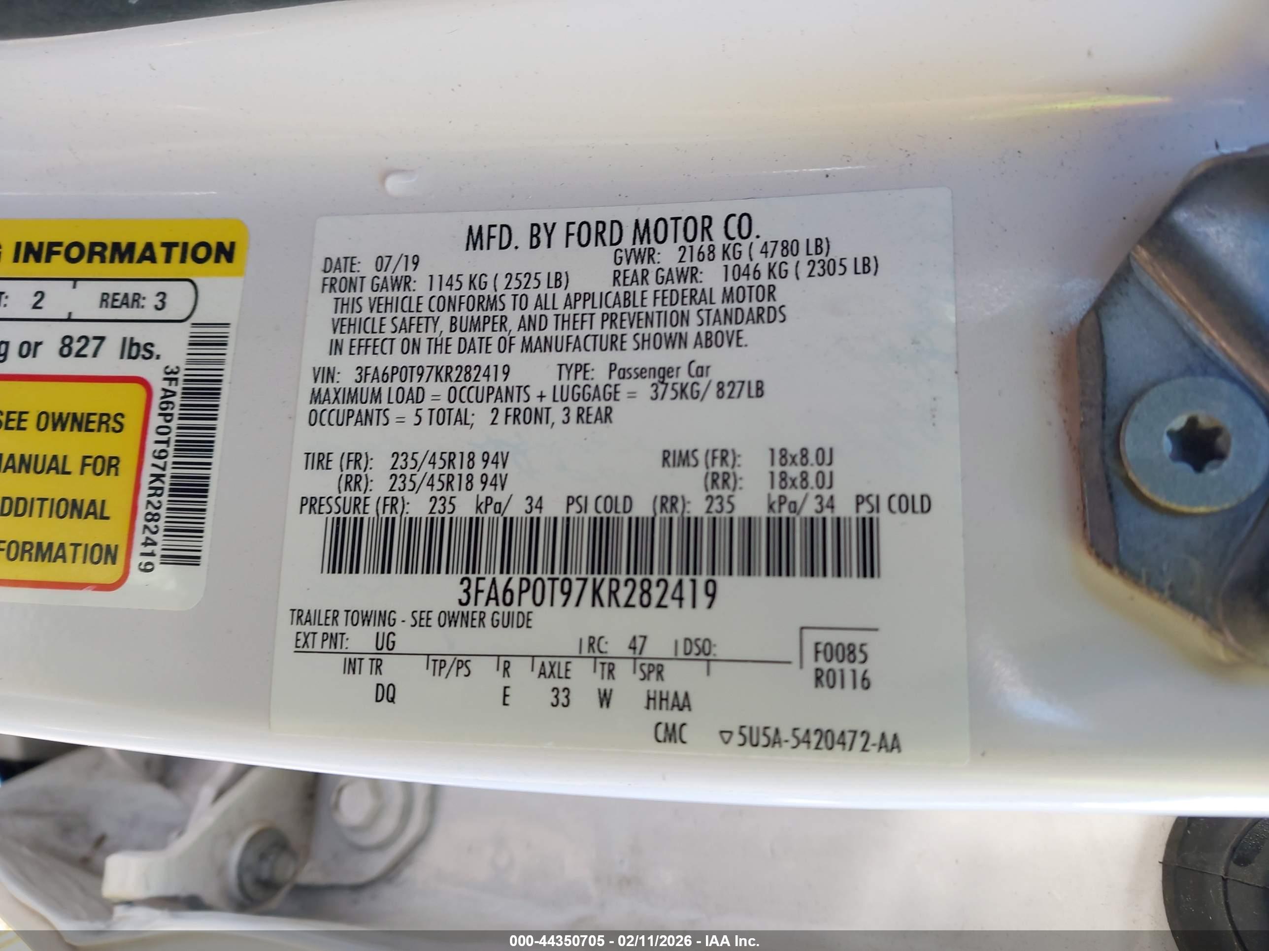 FORD FUSION image 9