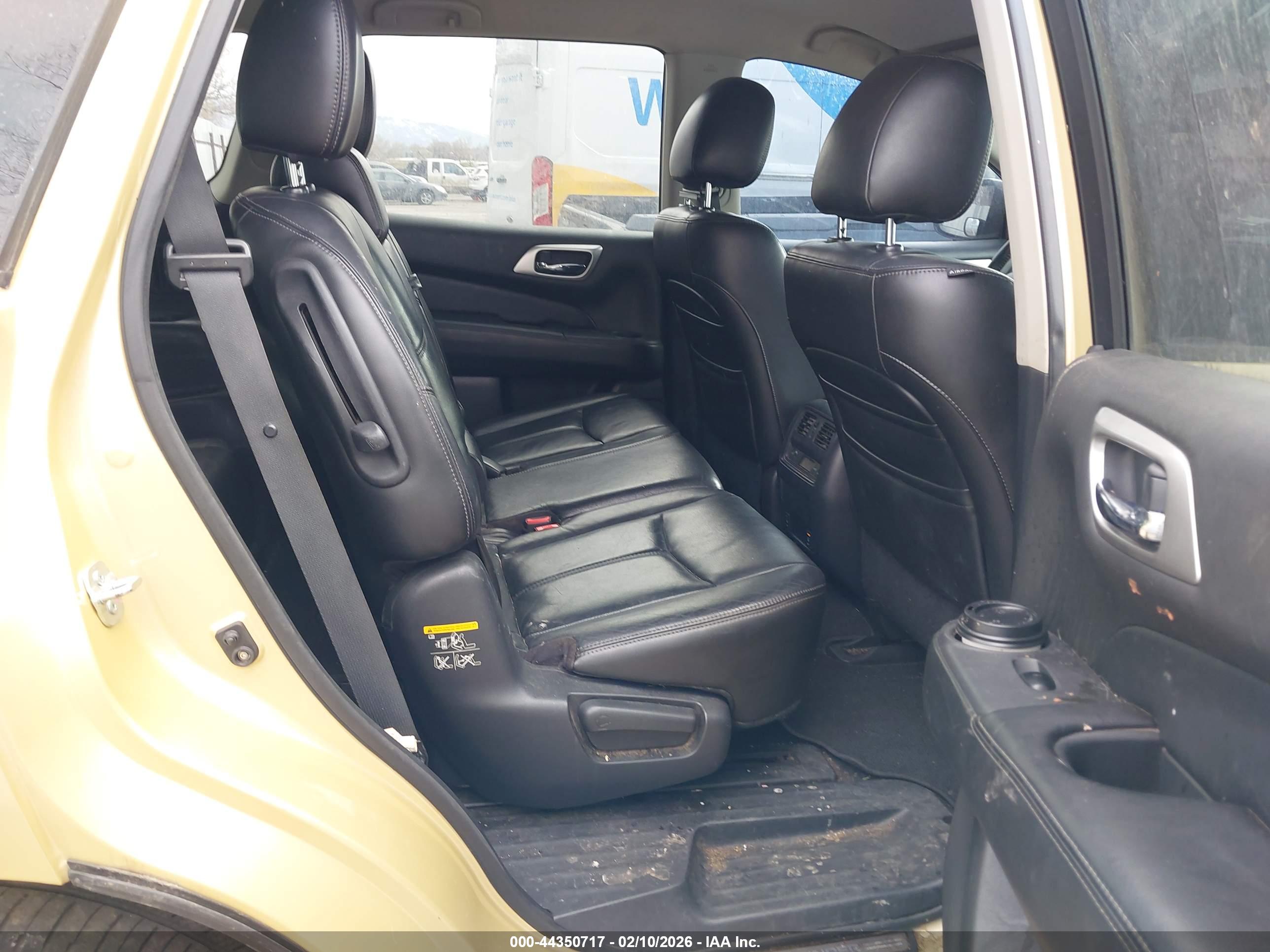 NISSAN PATHFINDER image 8