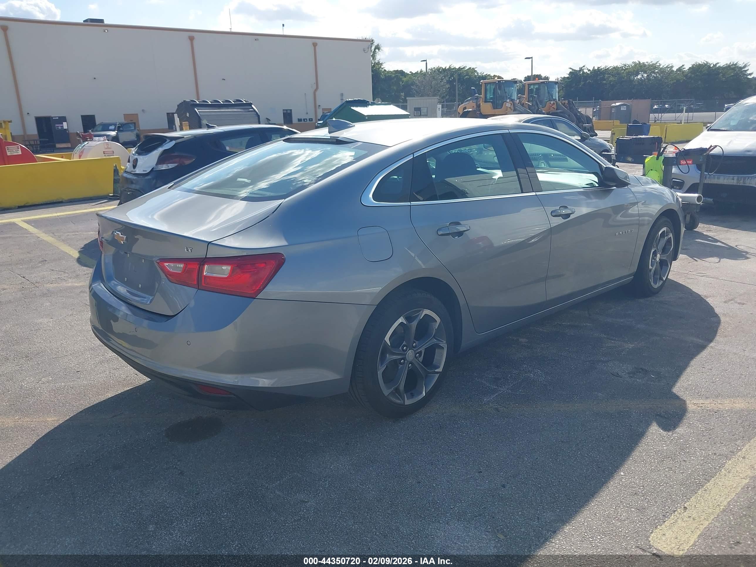CHEVROLET MALIBU image 4