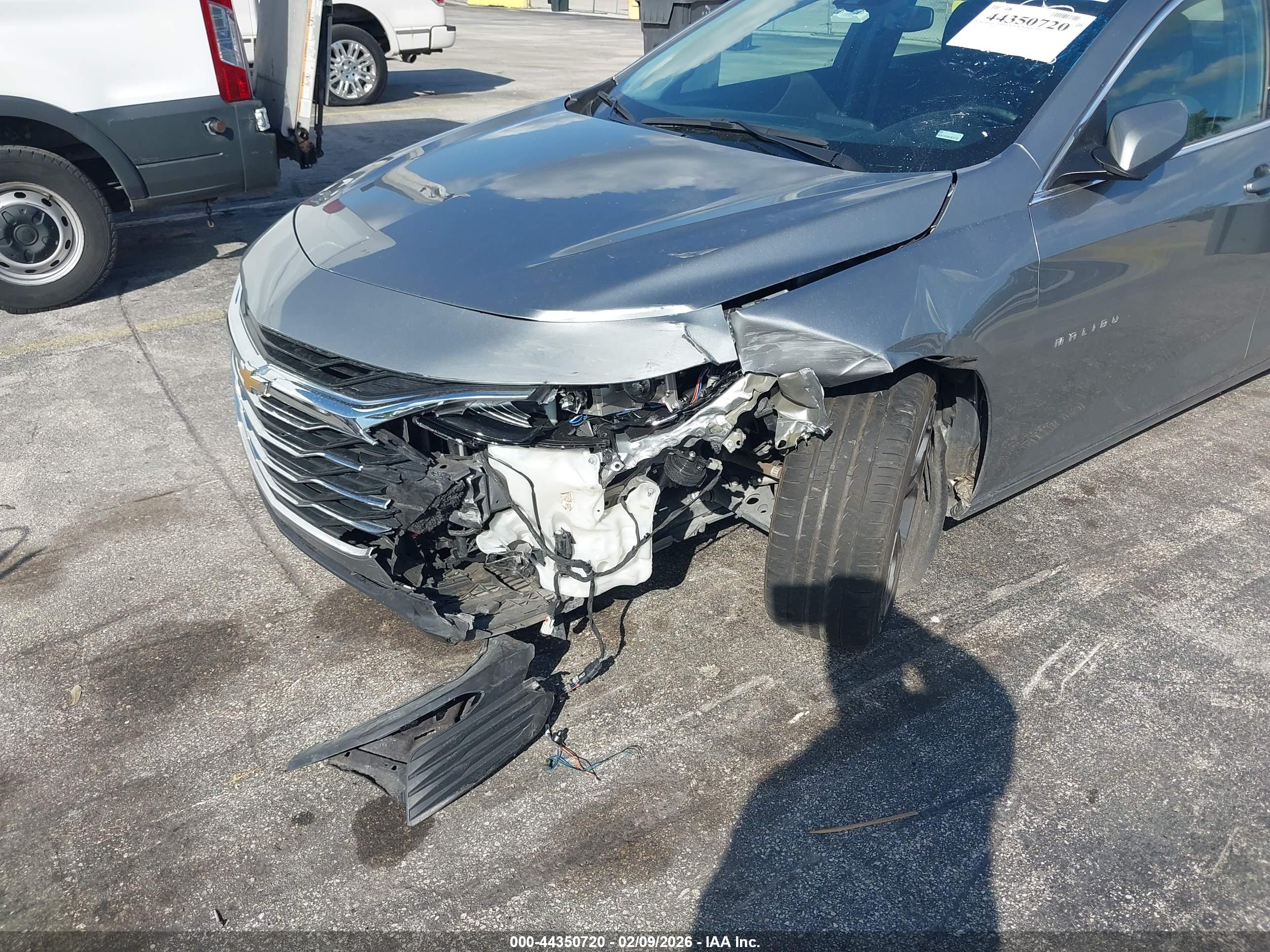 CHEVROLET MALIBU image 6
