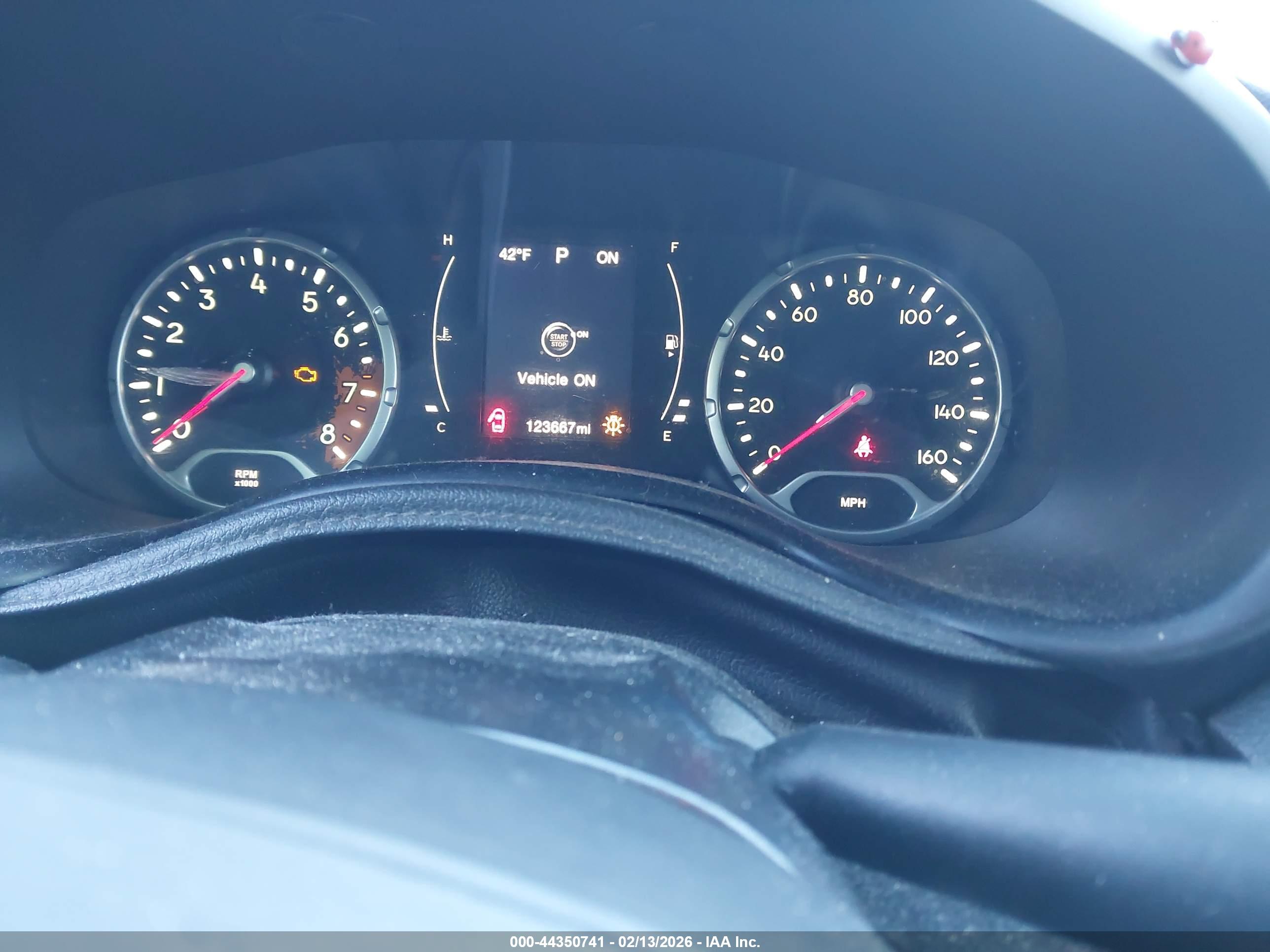 JEEP RENEGADE image 7