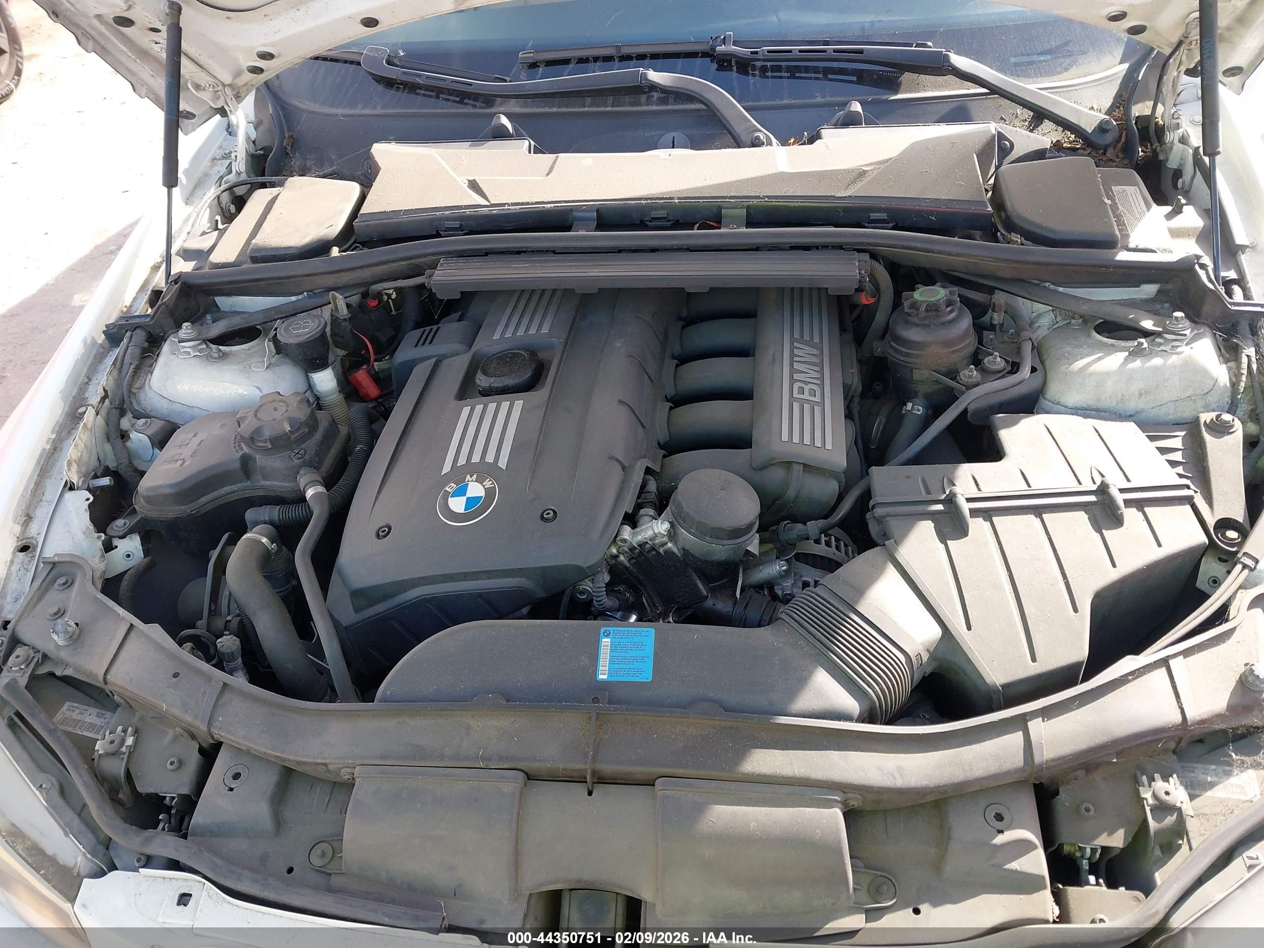 BMW 328I image 10