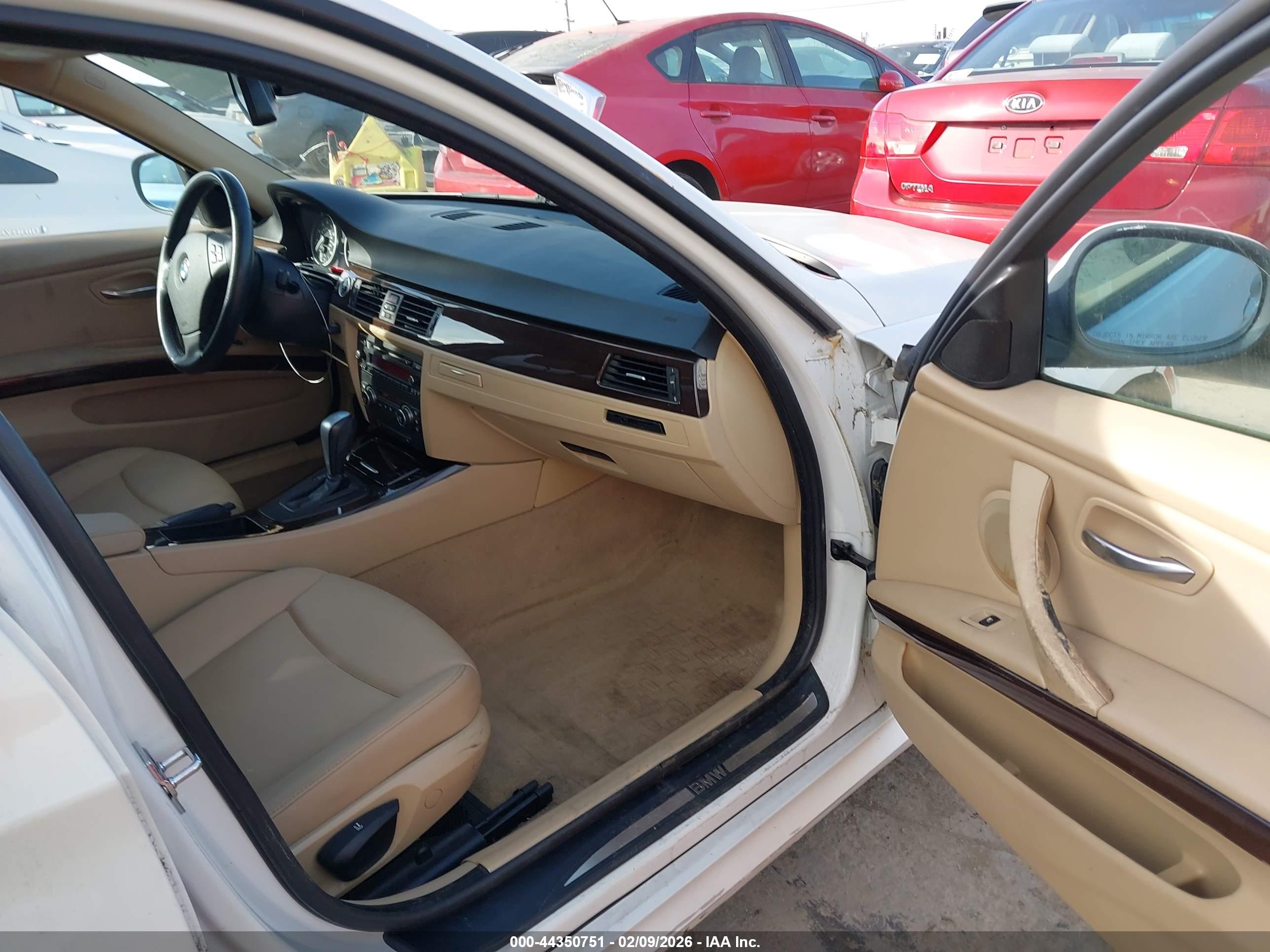 BMW 328I image 5
