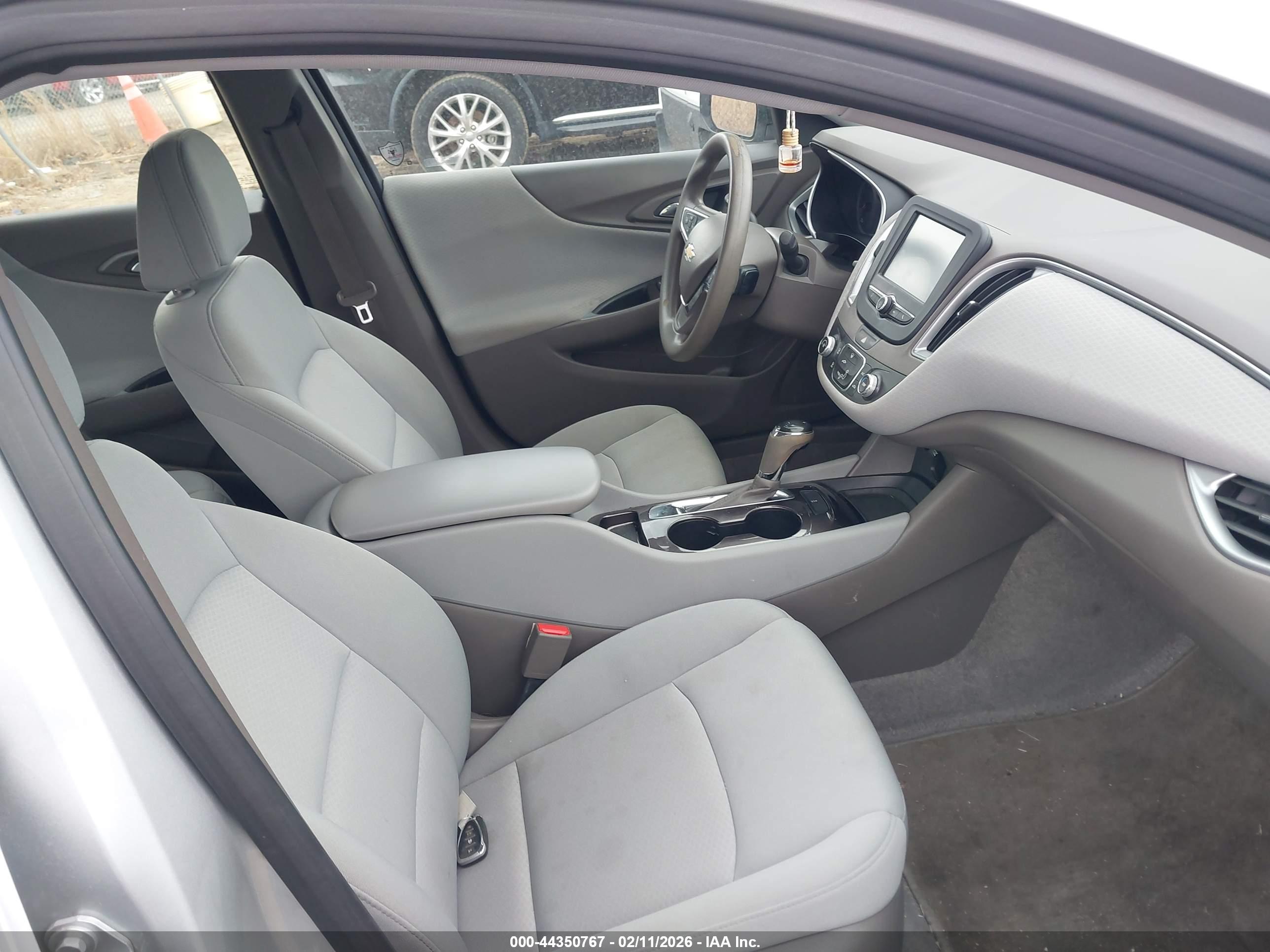 CHEVROLET MALIBU image 5