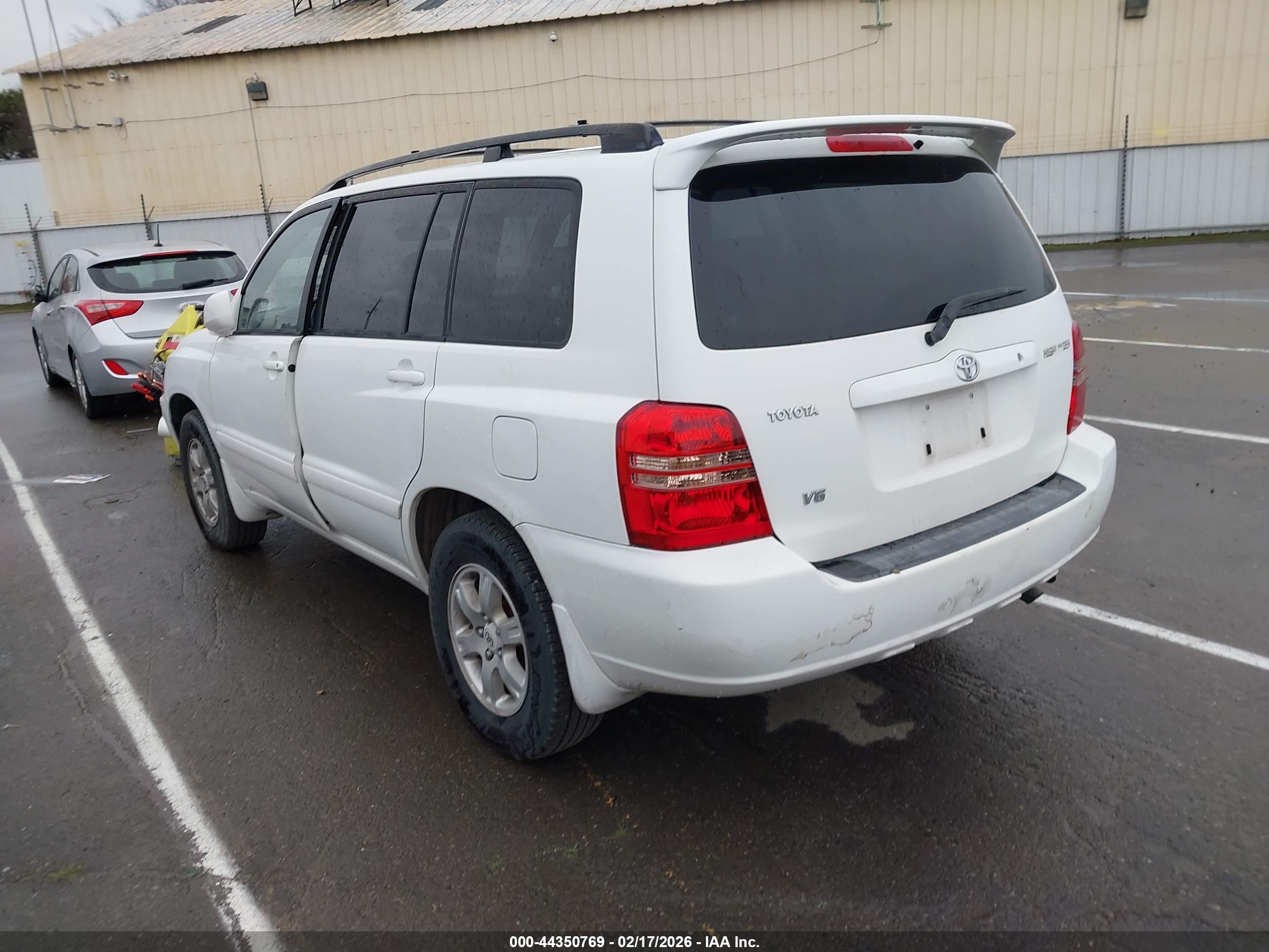 TOYOTA HIGHLANDER image 3