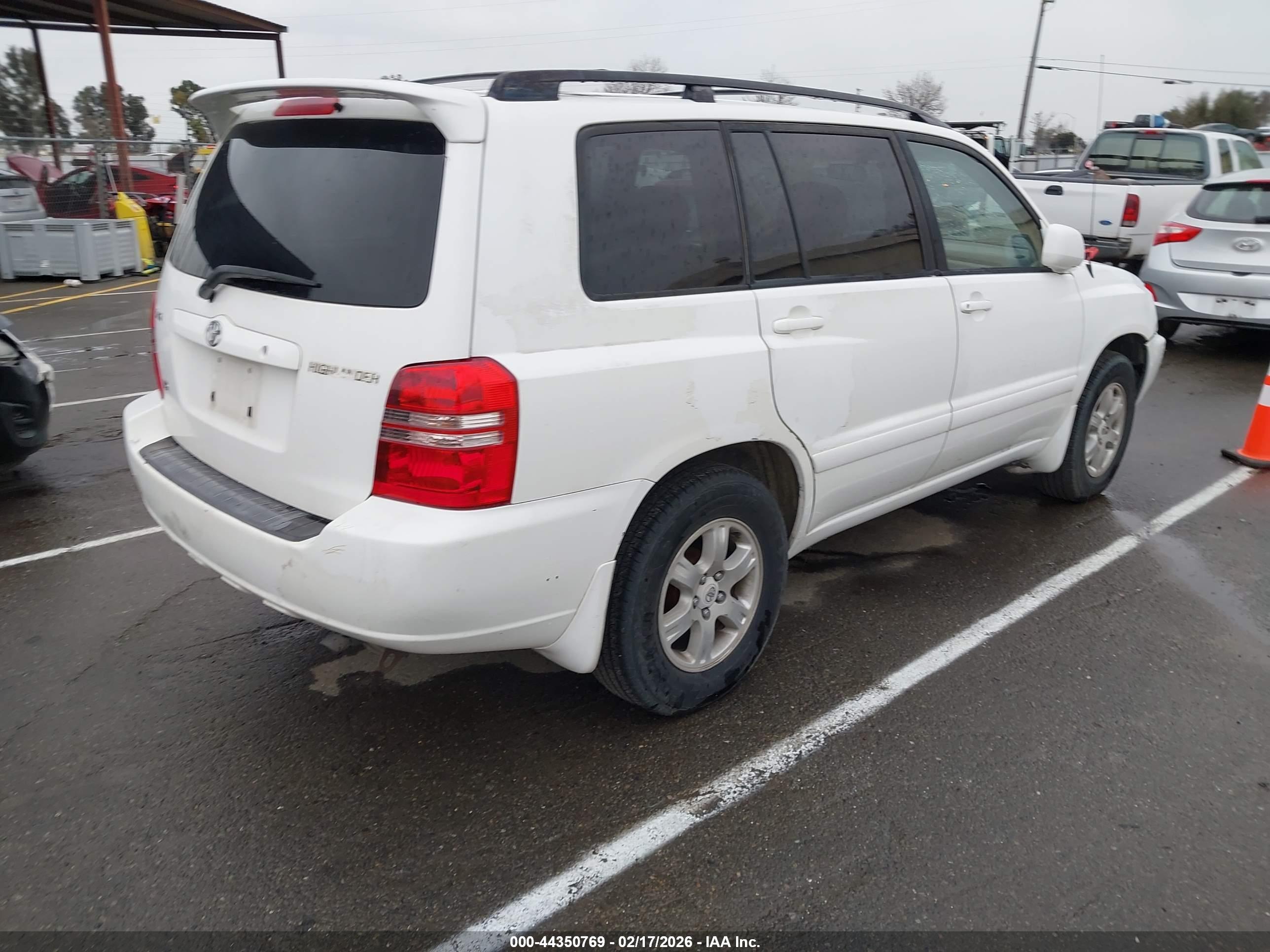 TOYOTA HIGHLANDER image 4