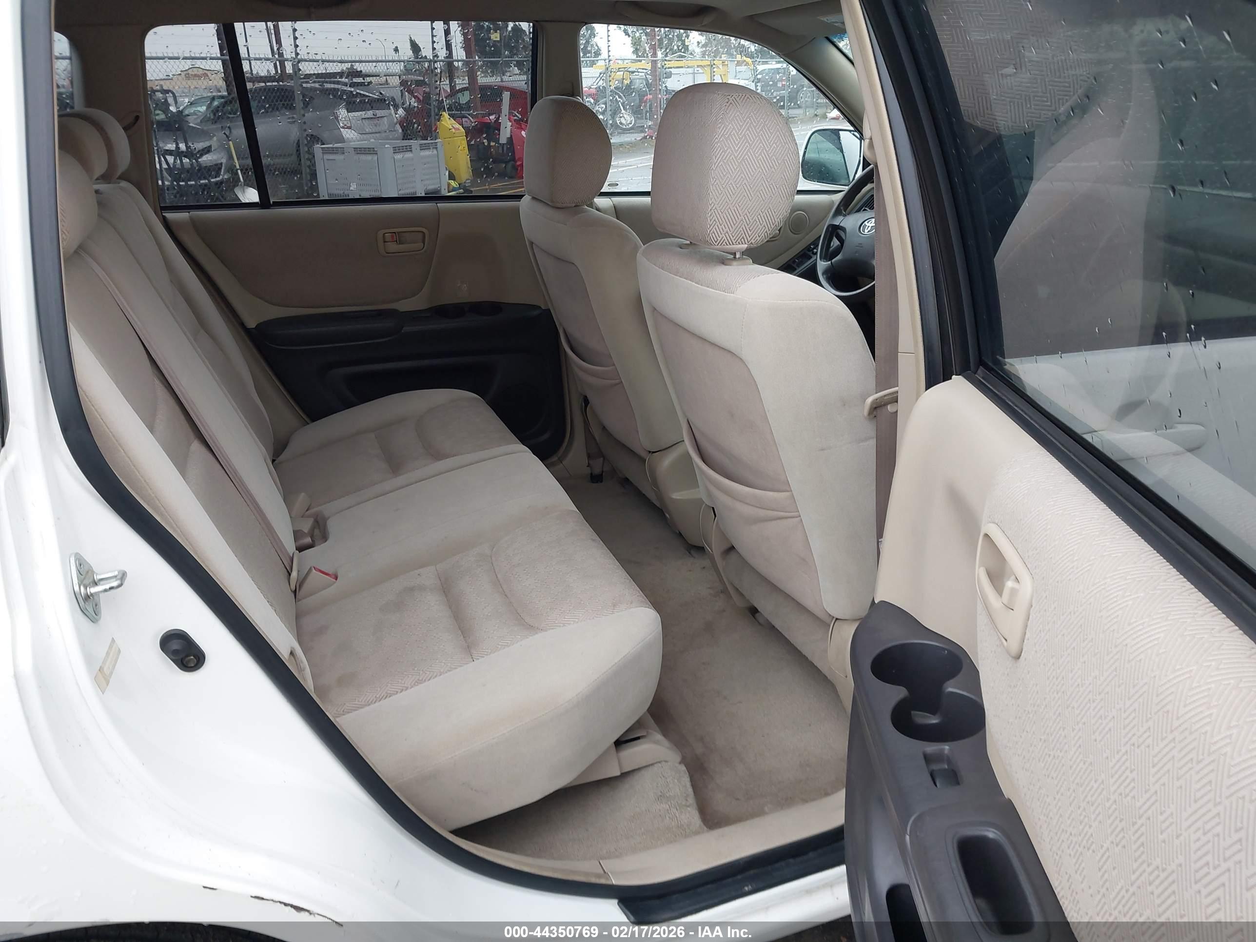 TOYOTA HIGHLANDER image 8