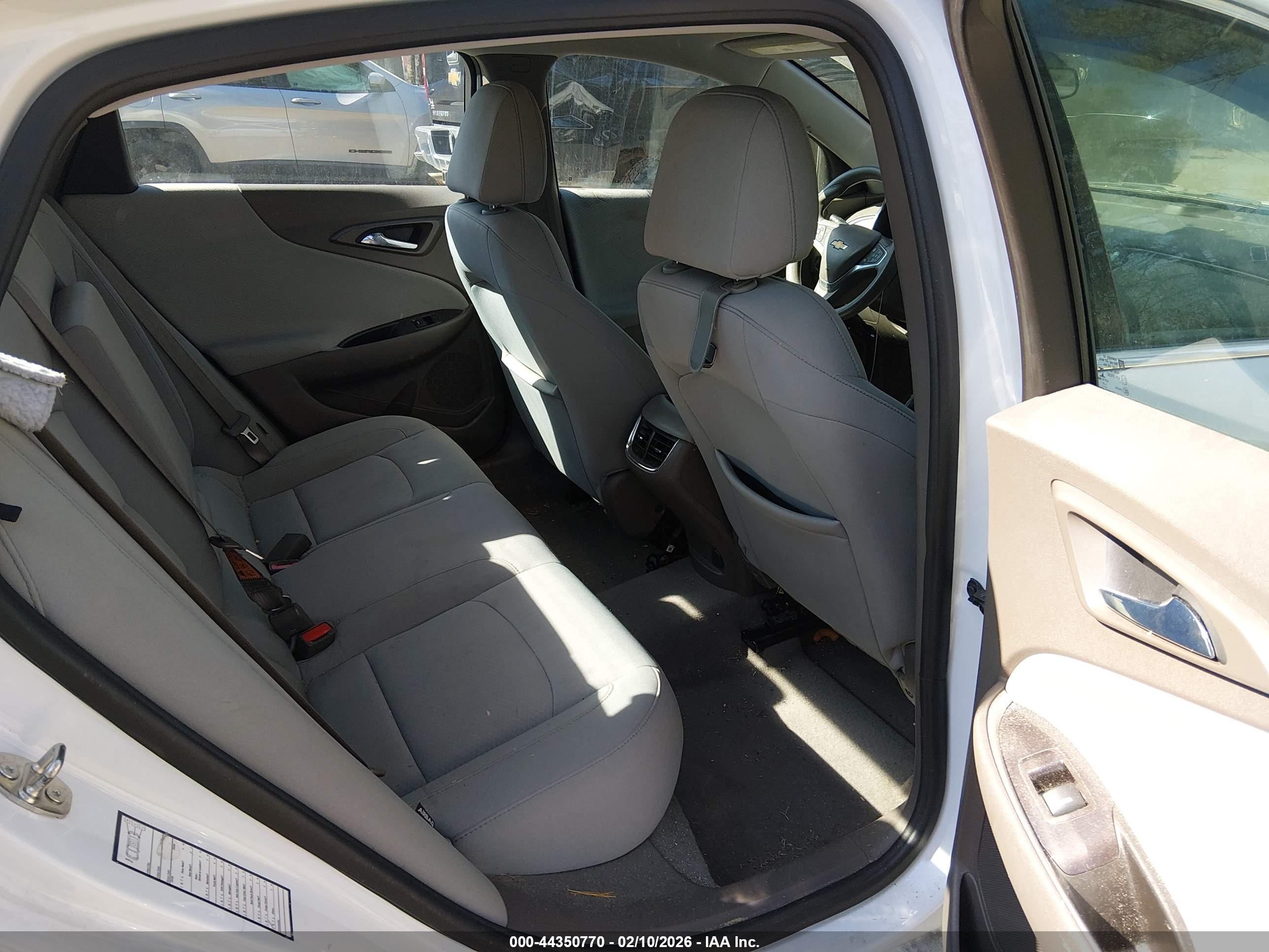 CHEVROLET MALIBU image 8
