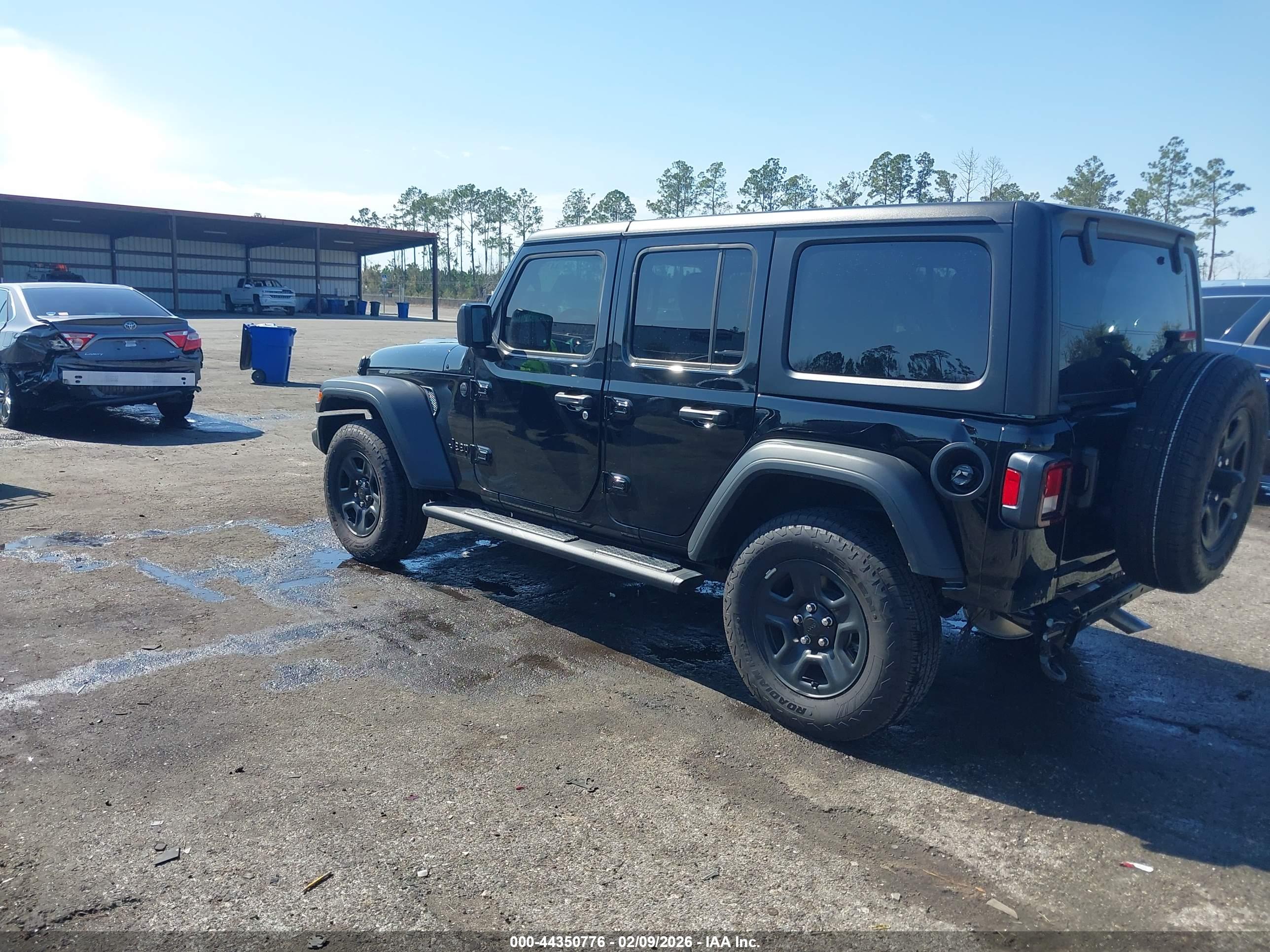 JEEP WRANGLER image 3