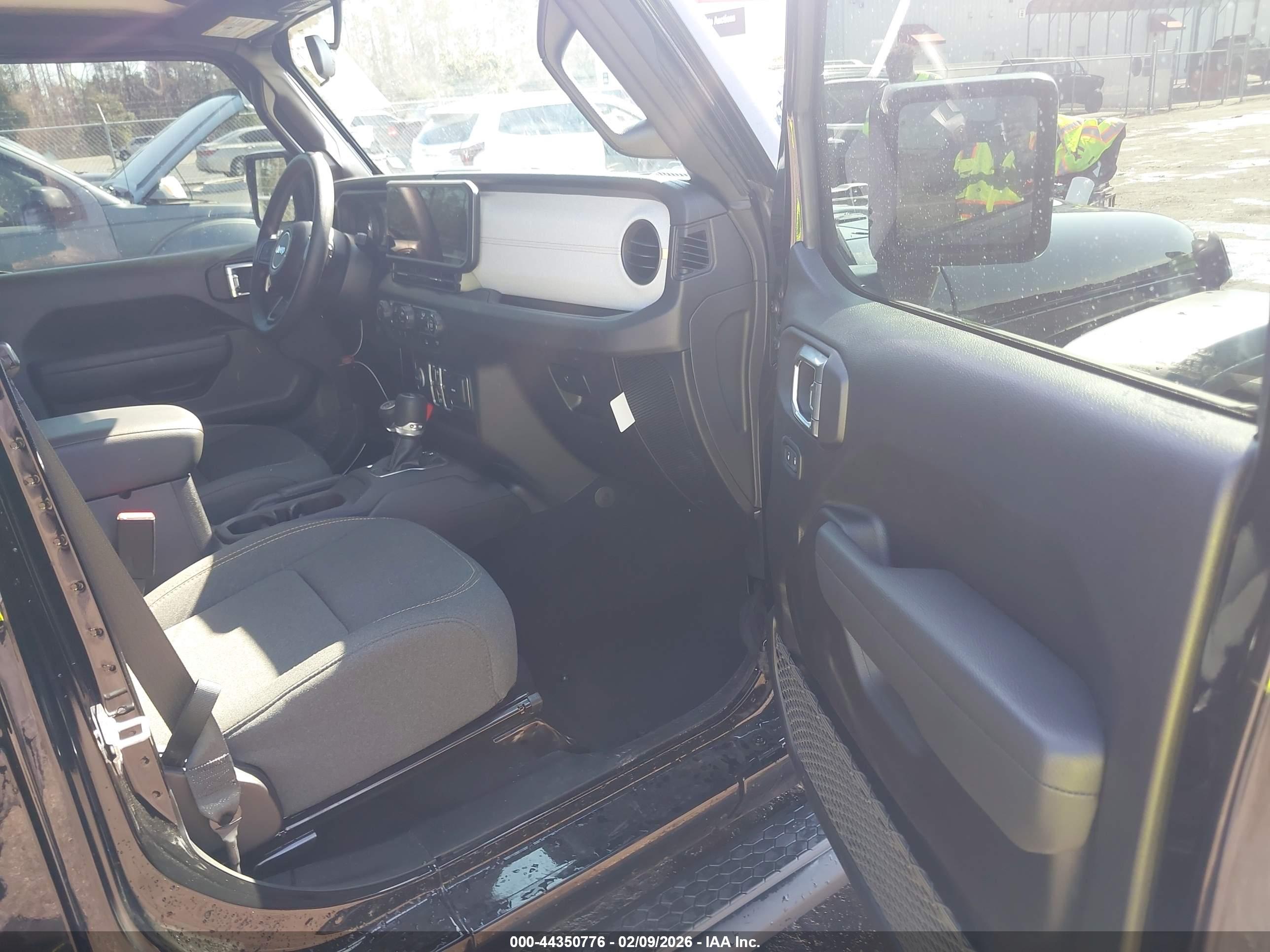 JEEP WRANGLER image 5