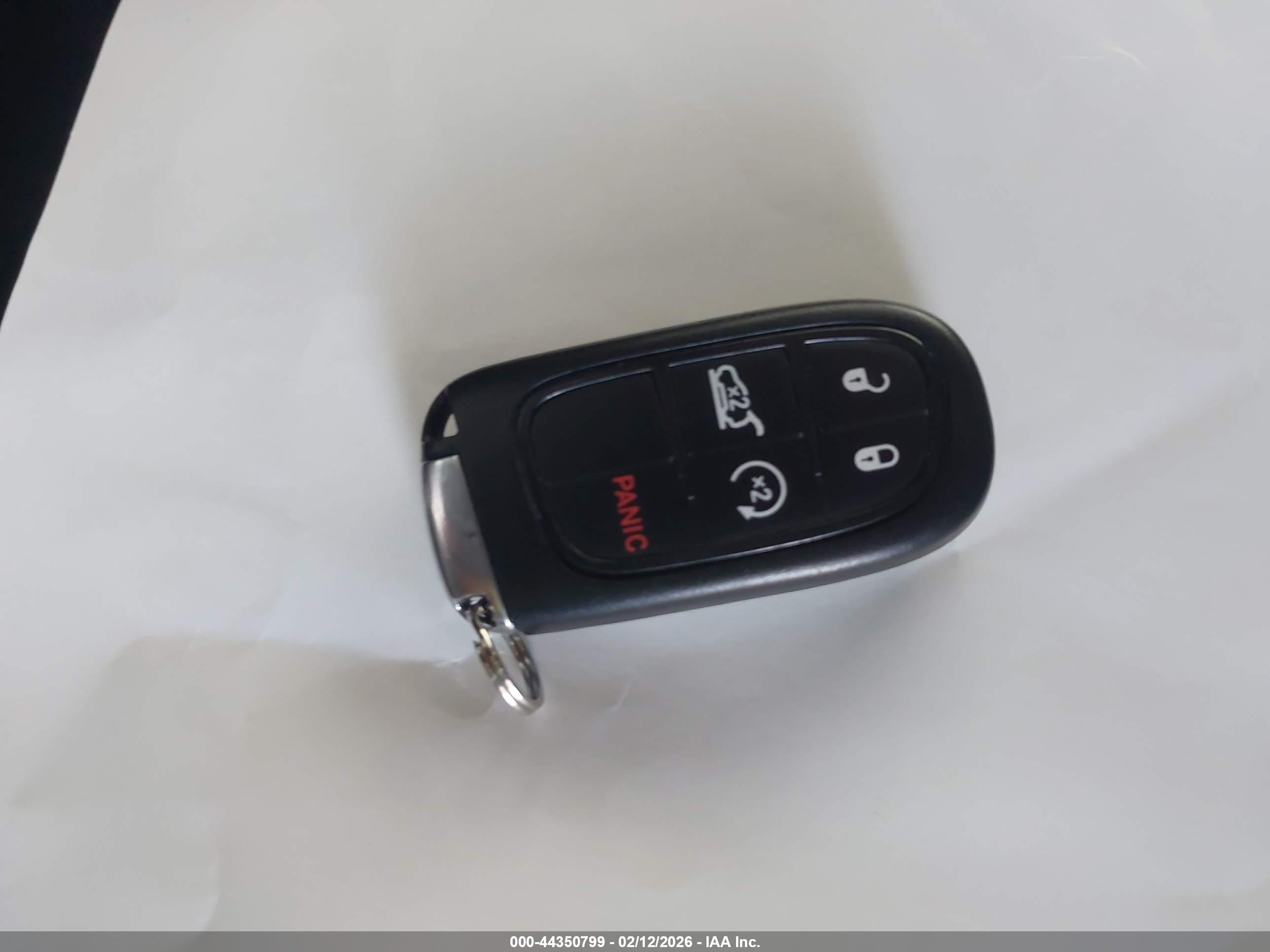 JEEP CHEROKEE image 11