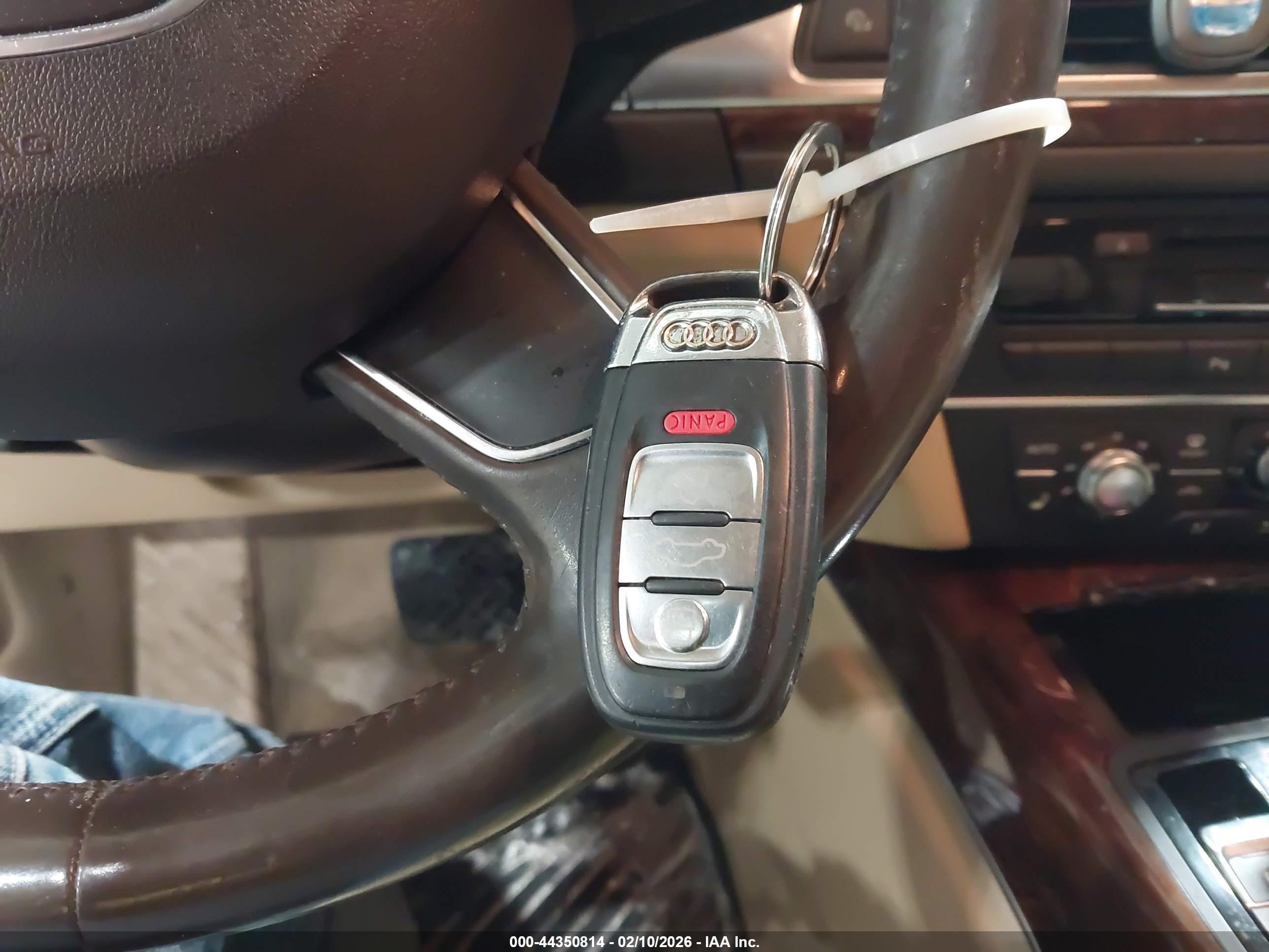 AUDI A6 image 11